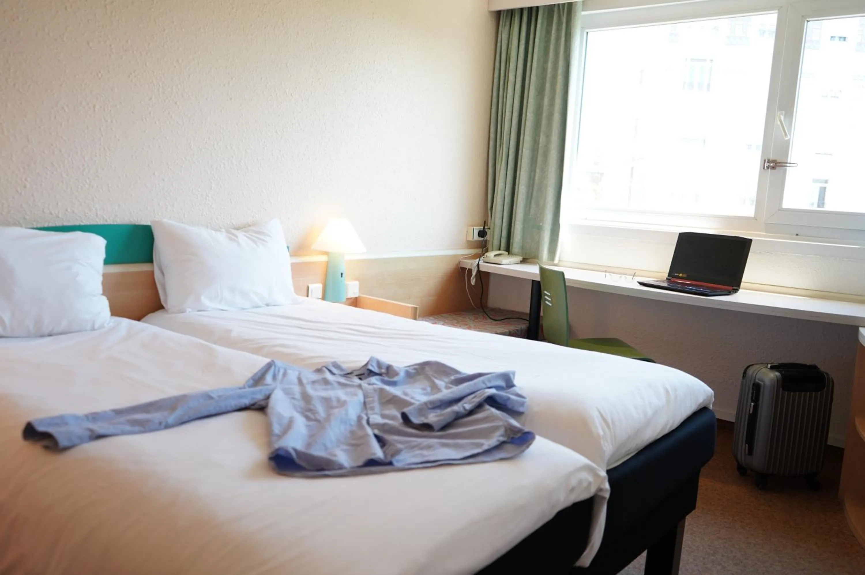 Bed in ibis Lille Tourcoing Centre
