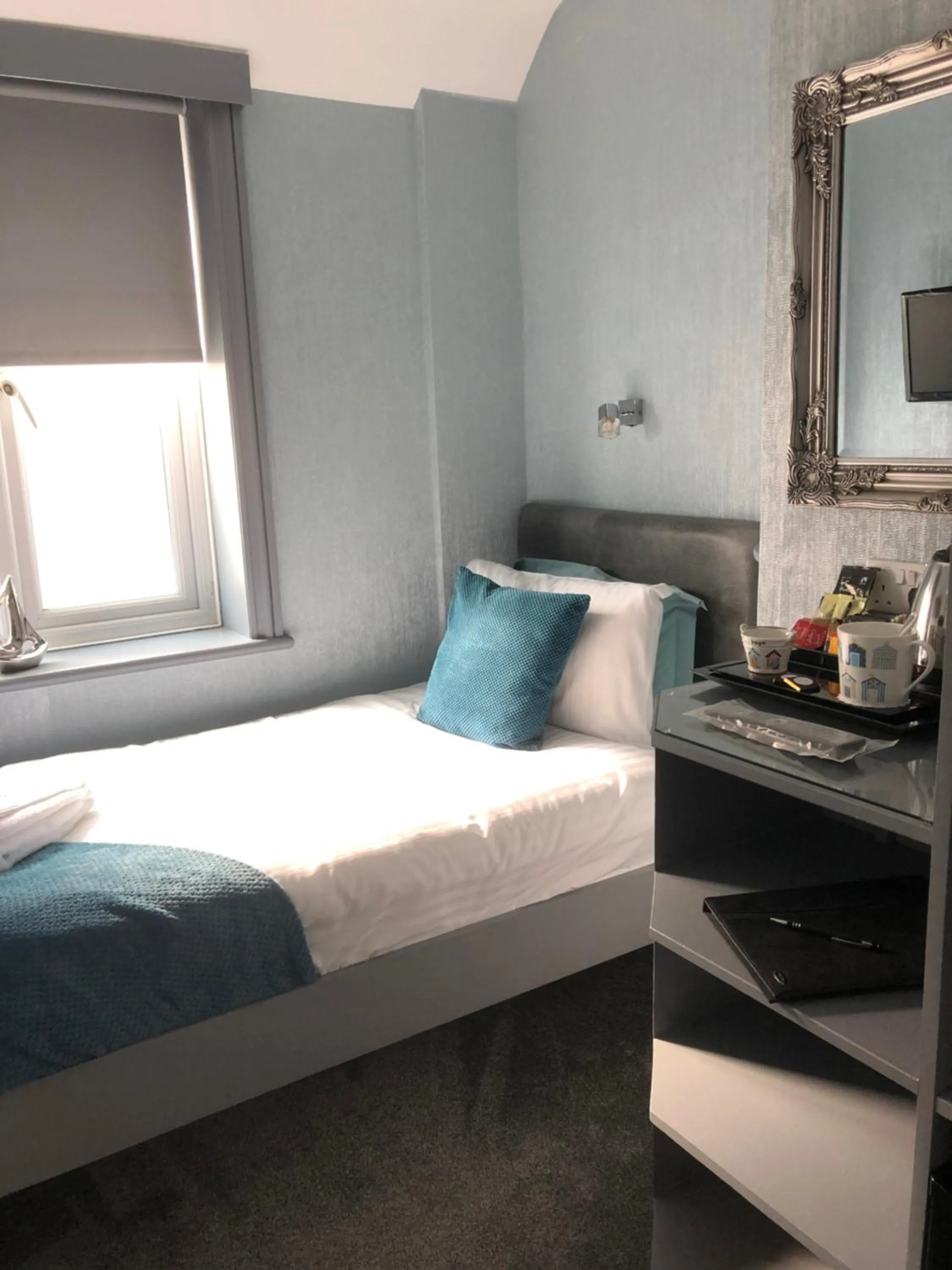 Small Single Room - No Private Parking in Swanage Haven Boutique Guest House