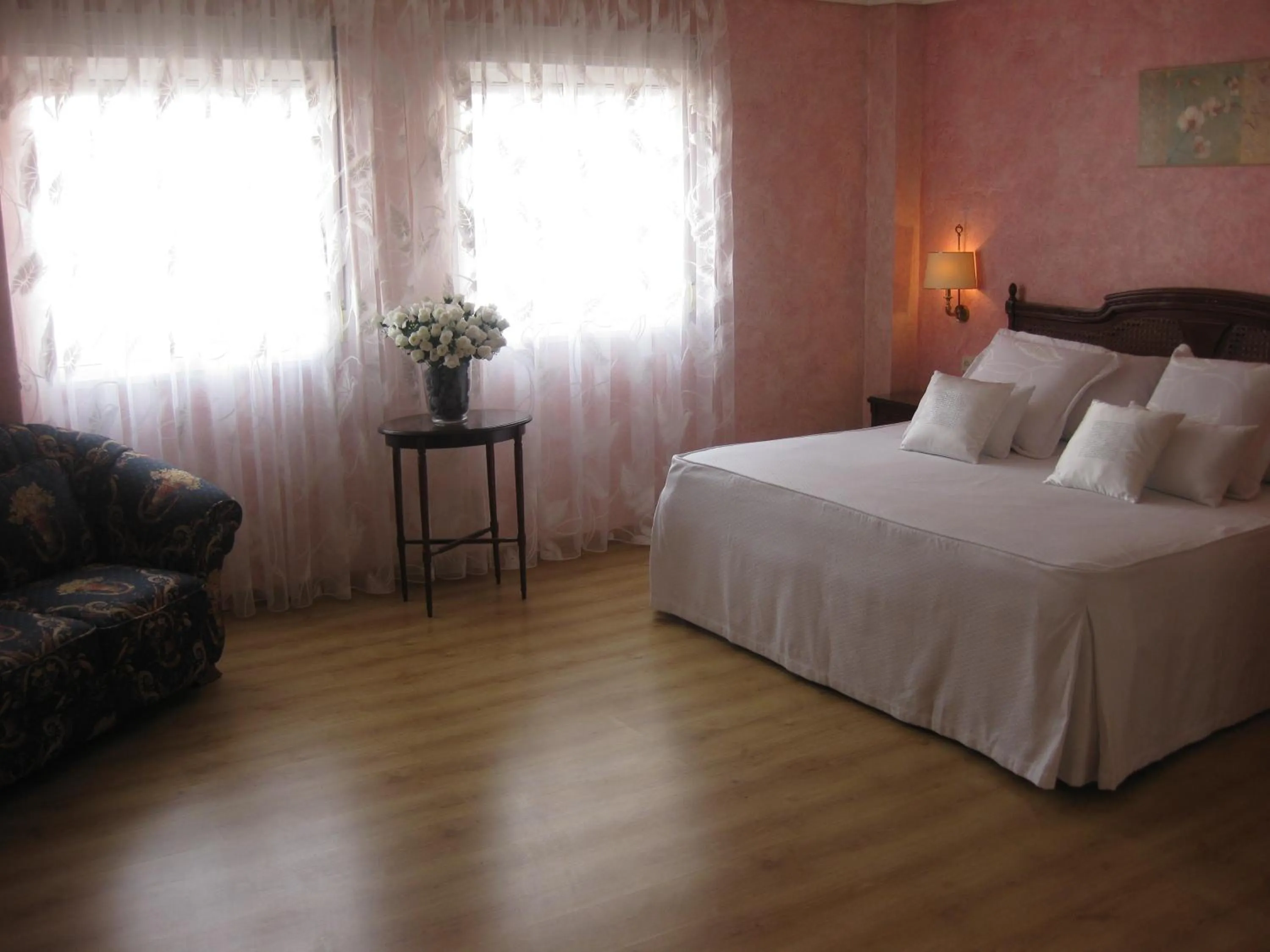 Bed in Hotel Florida