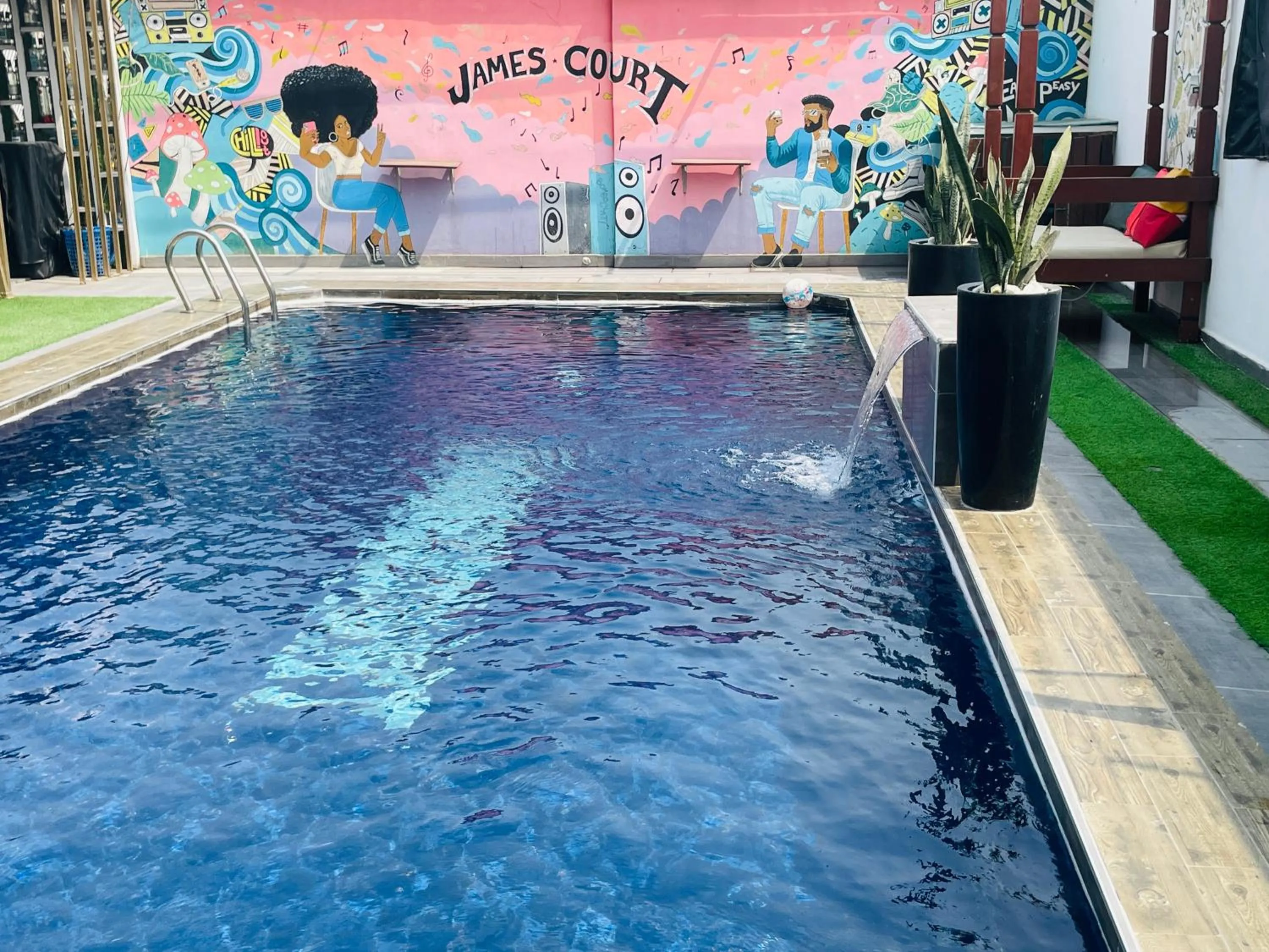 Swimming pool in James Court Hotel & Luxury Apartments