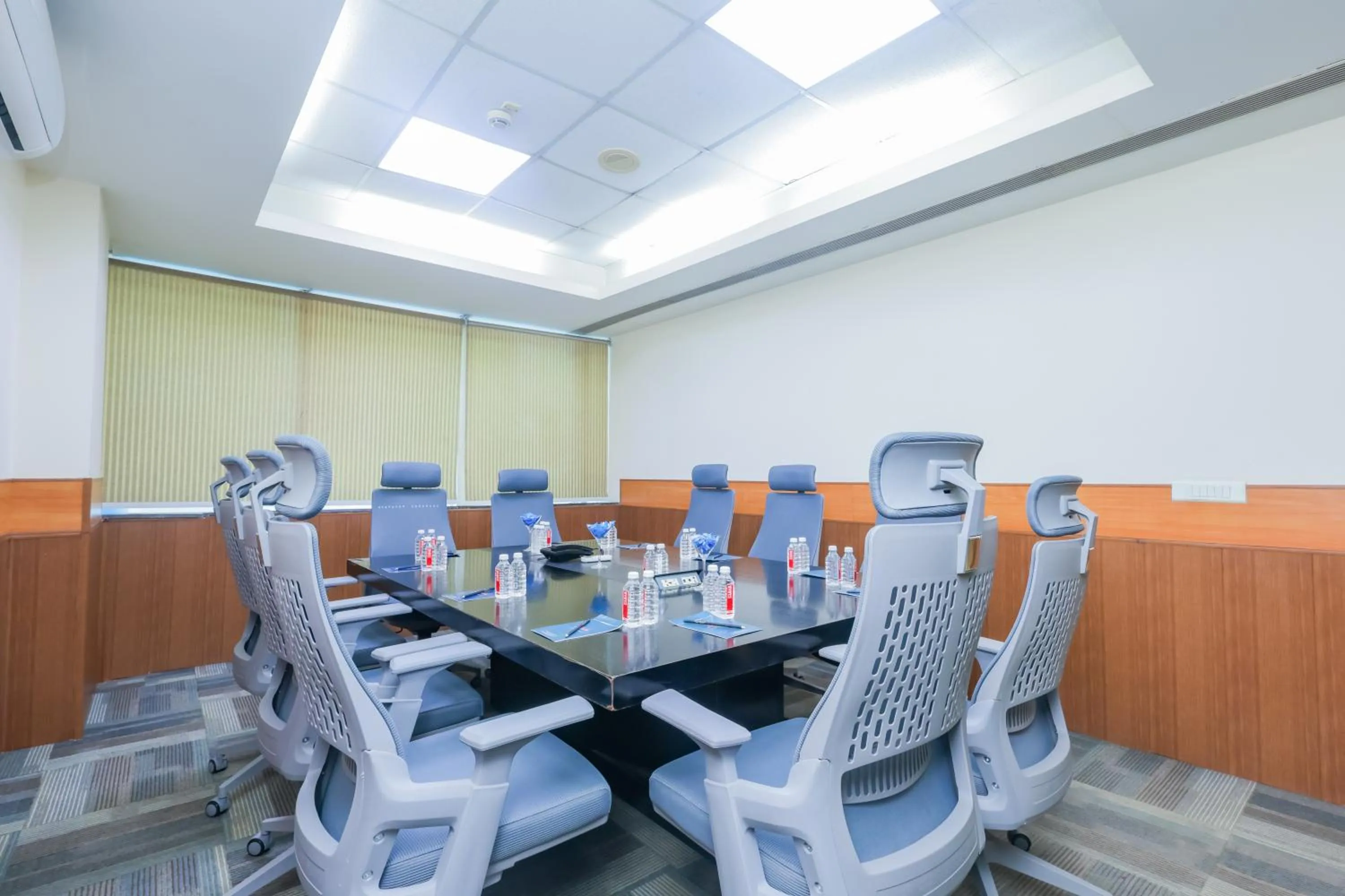 Meeting/conference room in Hyphen Business Hotel