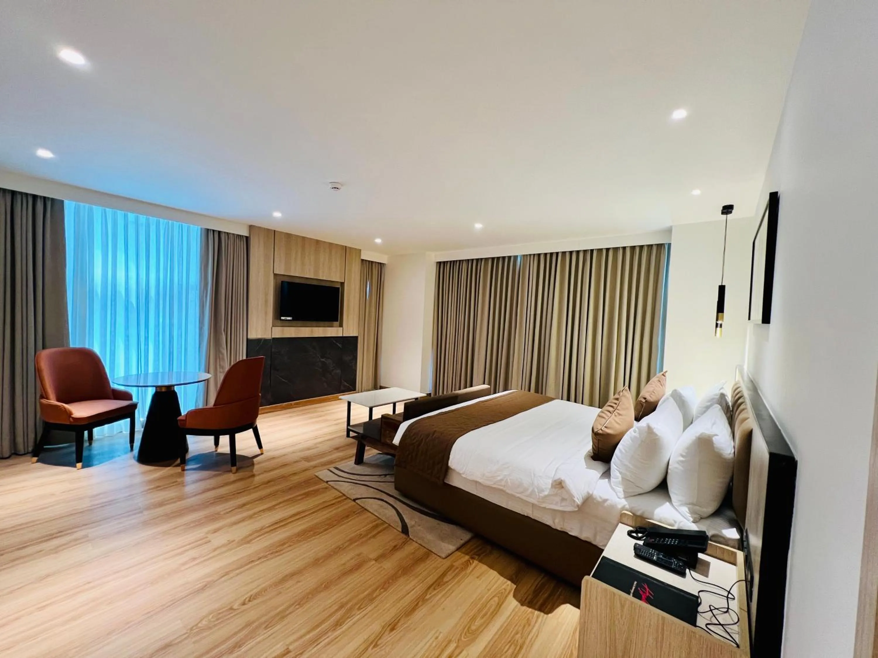 Photo of the whole room, Bed in Hyphen Business Hotel