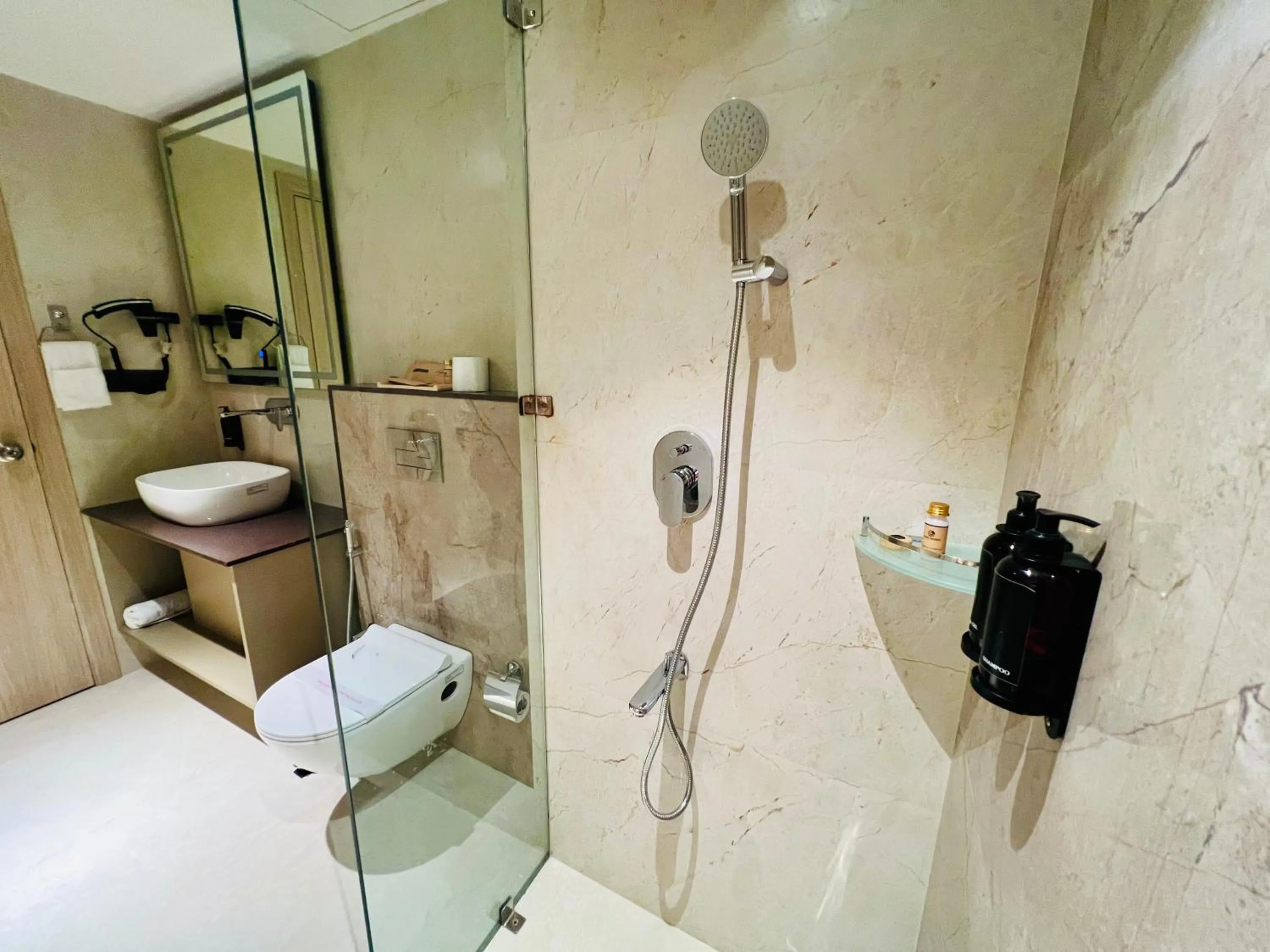 Bathroom in Hyphen Business Hotel