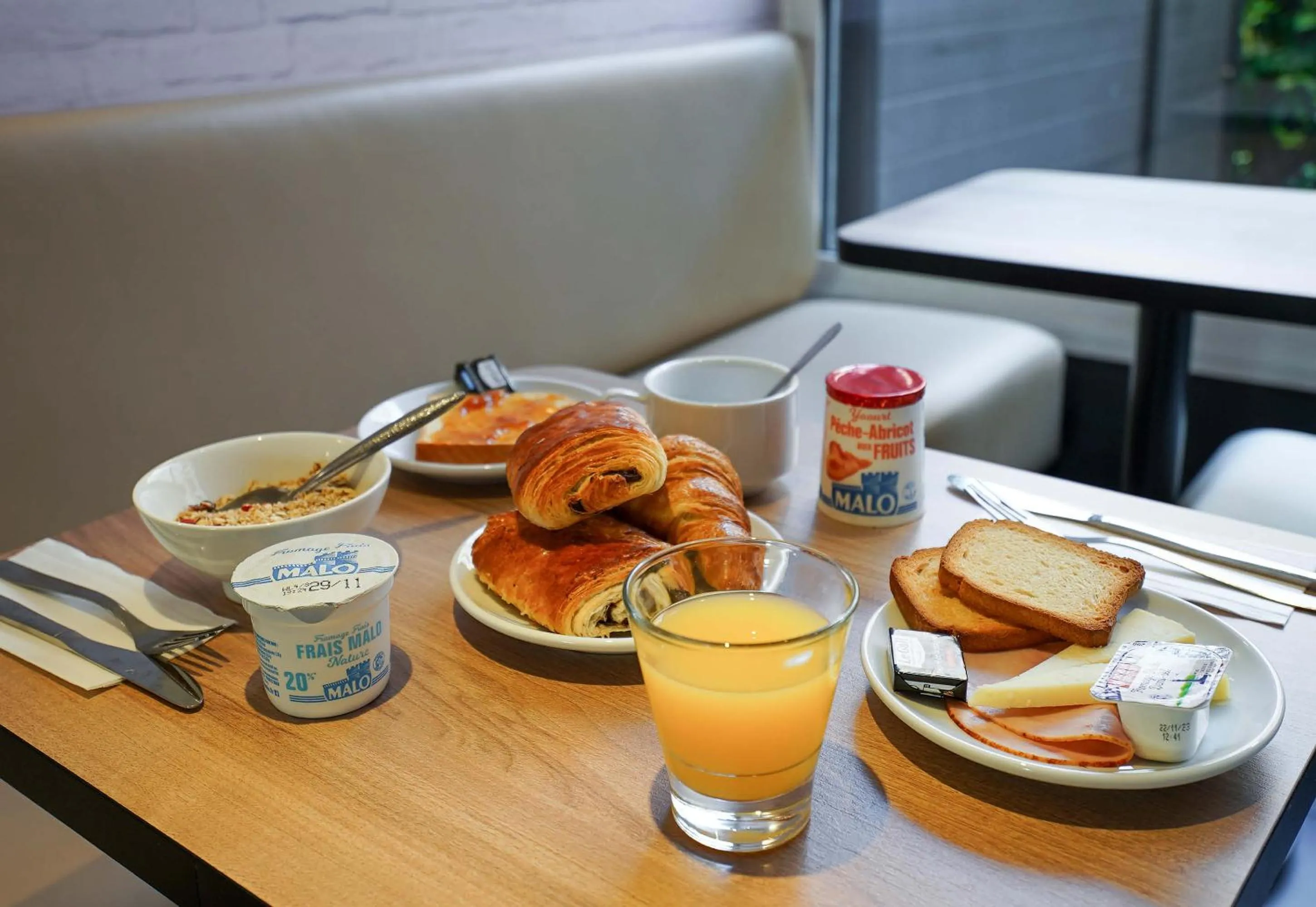 Breakfast in B&B HOTEL Marseille Prado Parc des Expositions