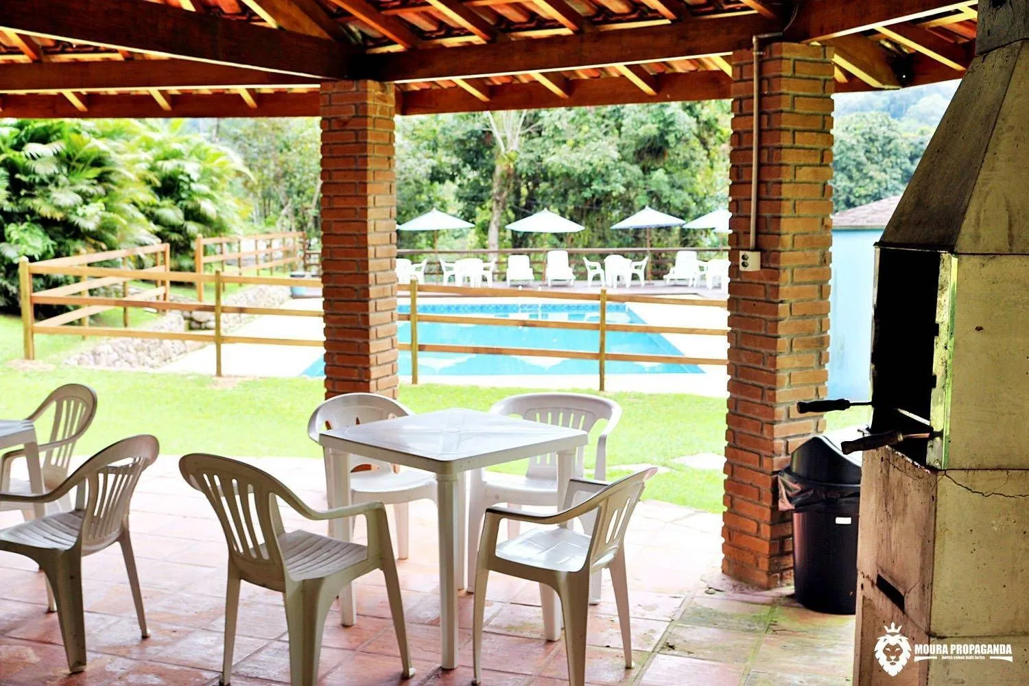 BBQ facilities in Eco Chalés Luar das Marés