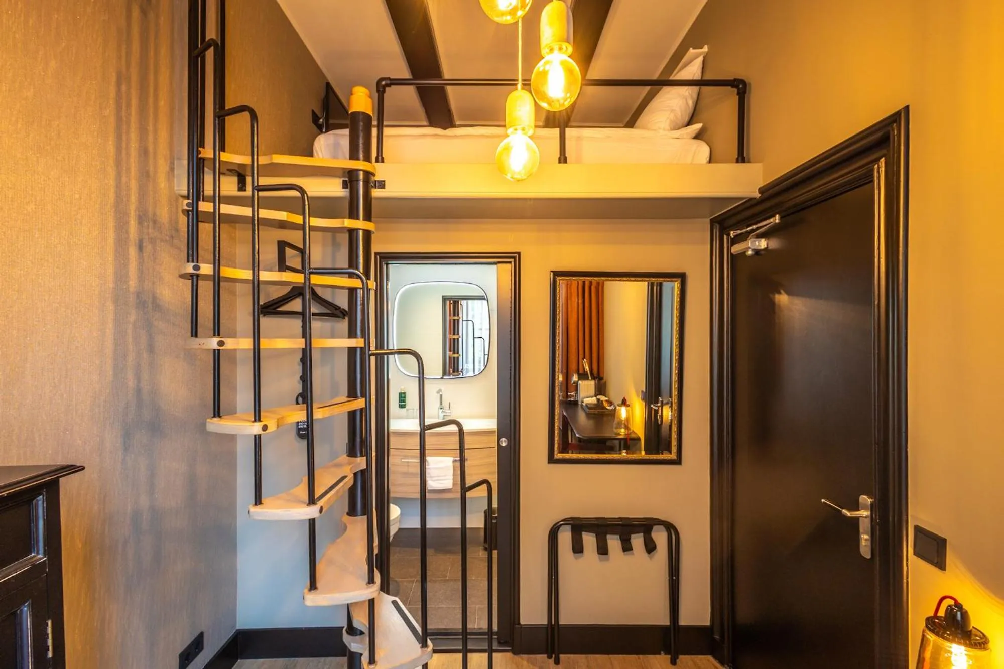 Photo of the whole room in B&B 't Poorthuys