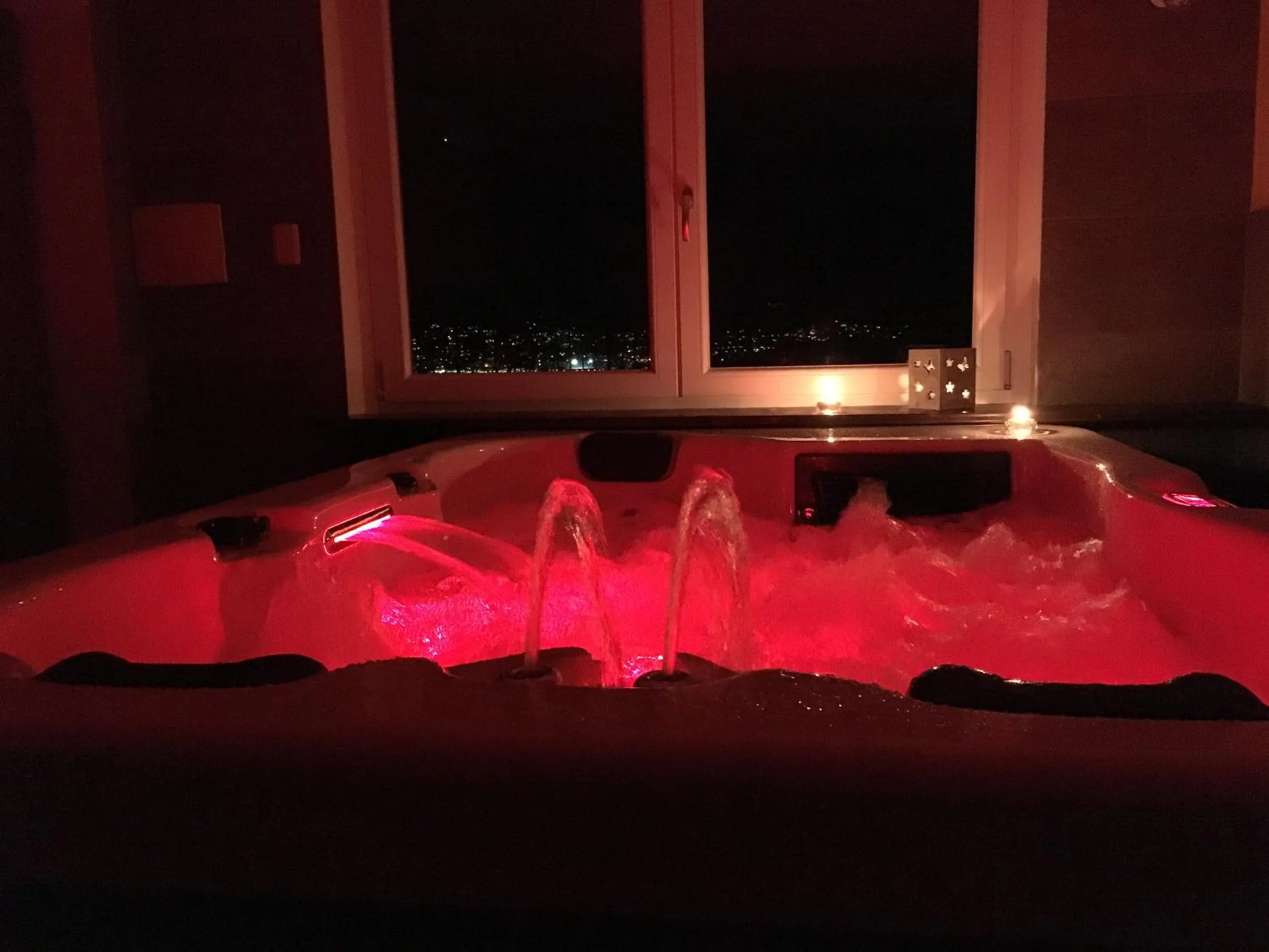 Hot Tub in Residence Le Azalee & SPA