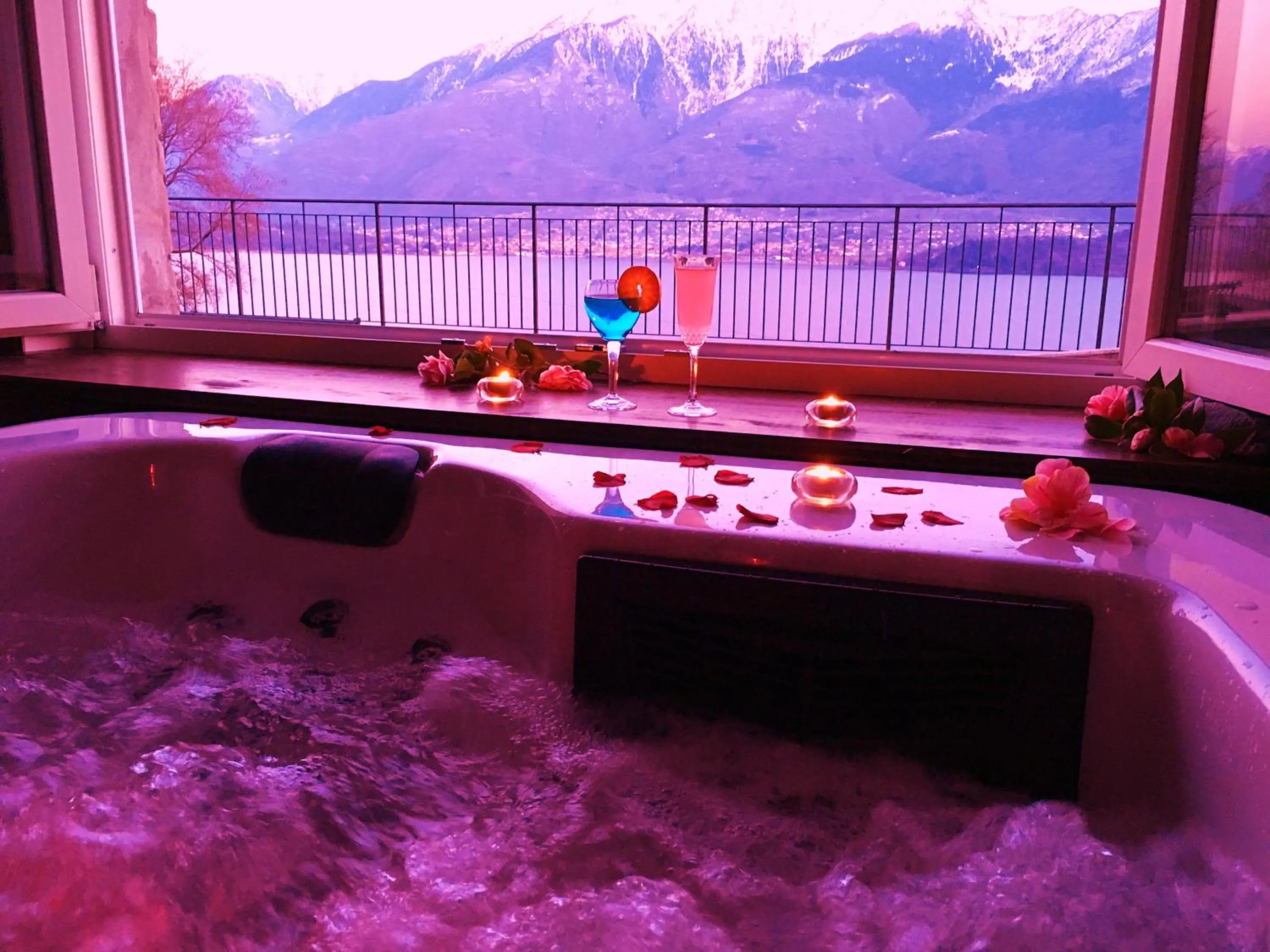 Hot Tub in Residence Le Azalee & SPA