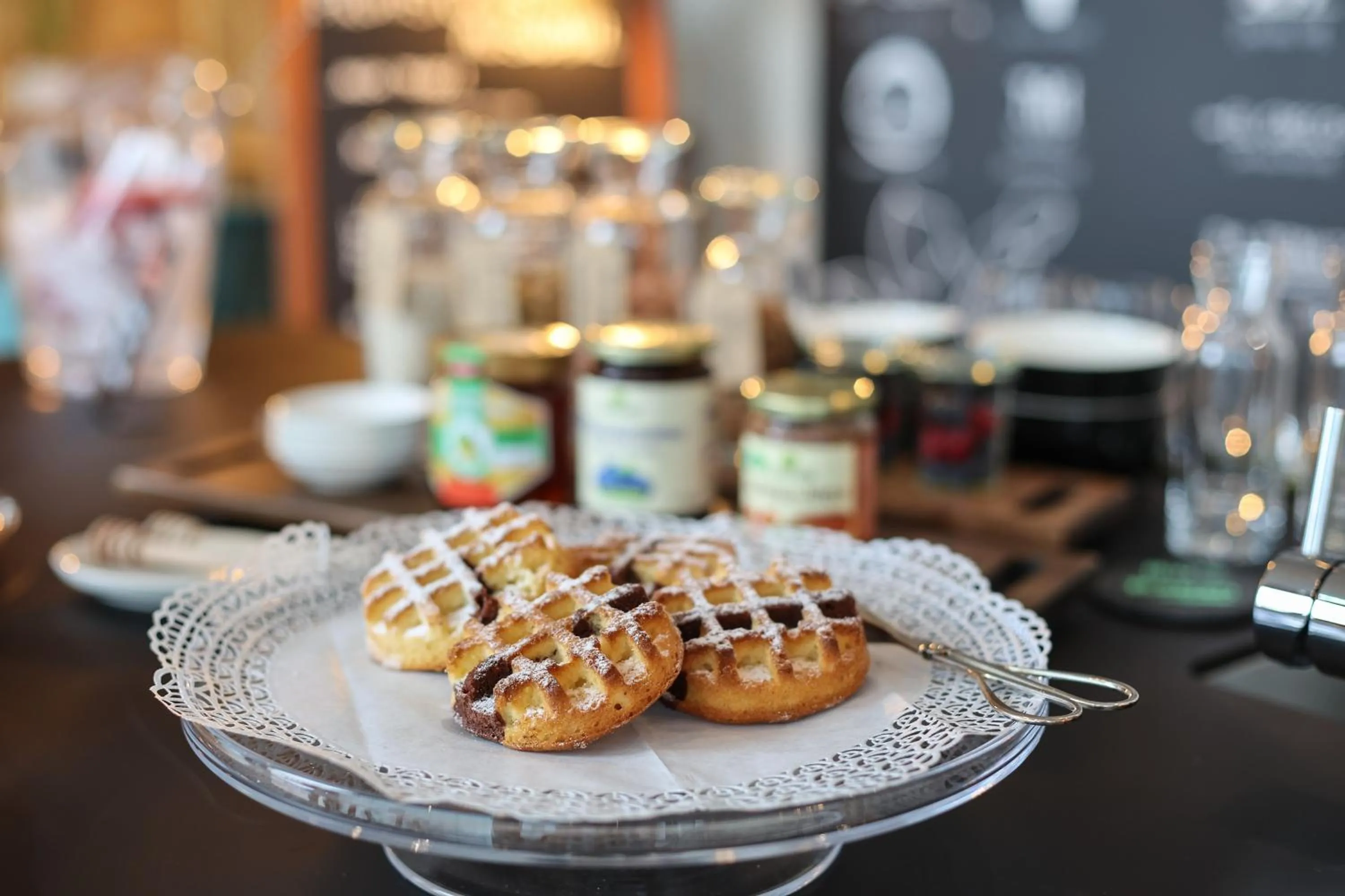 Breakfast in elferrooms Hotel