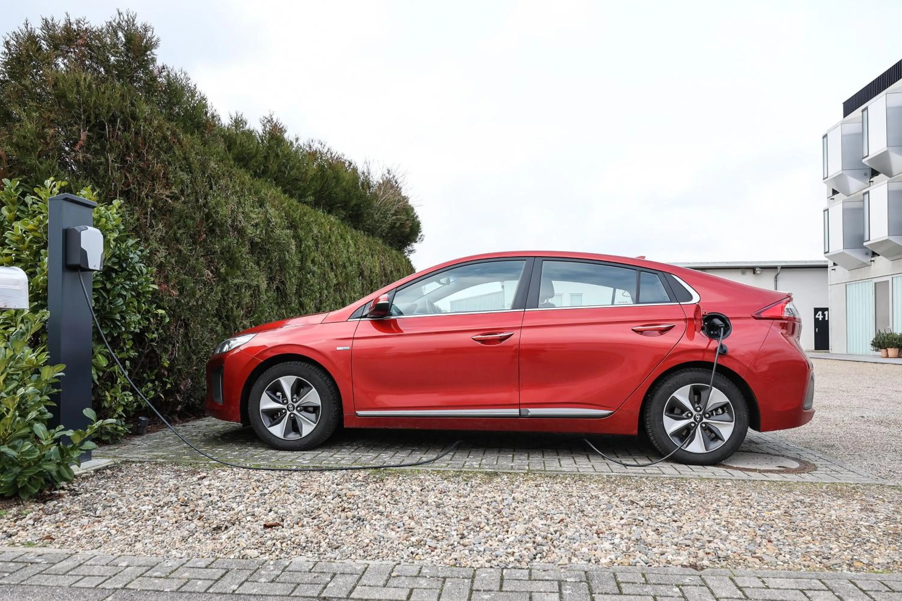 Parking in elferrooms Hotel