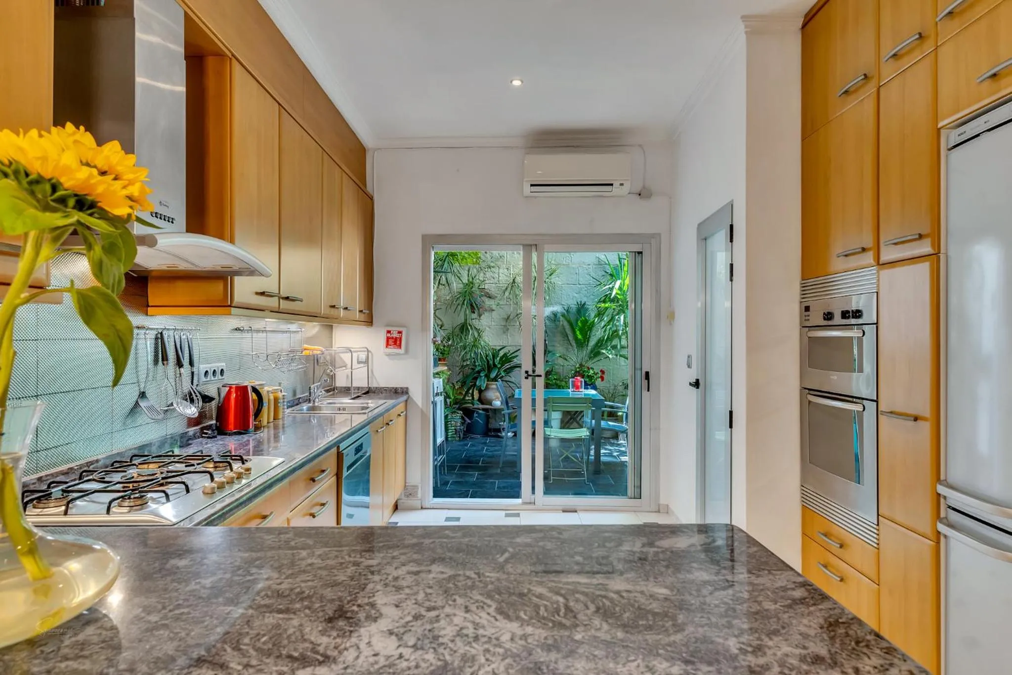 Communal kitchen in Denia Townhouse