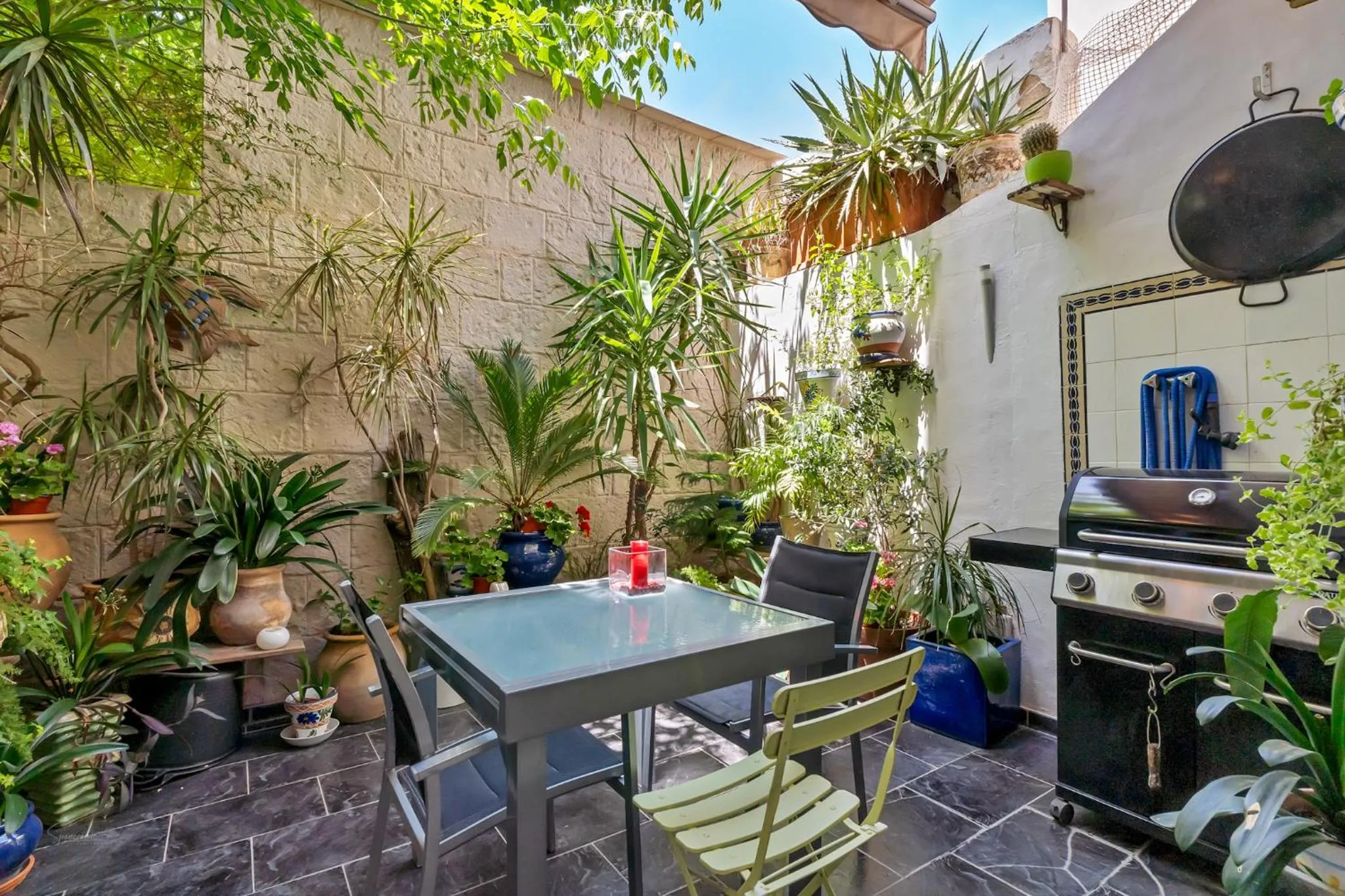 BBQ facilities in Denia Townhouse