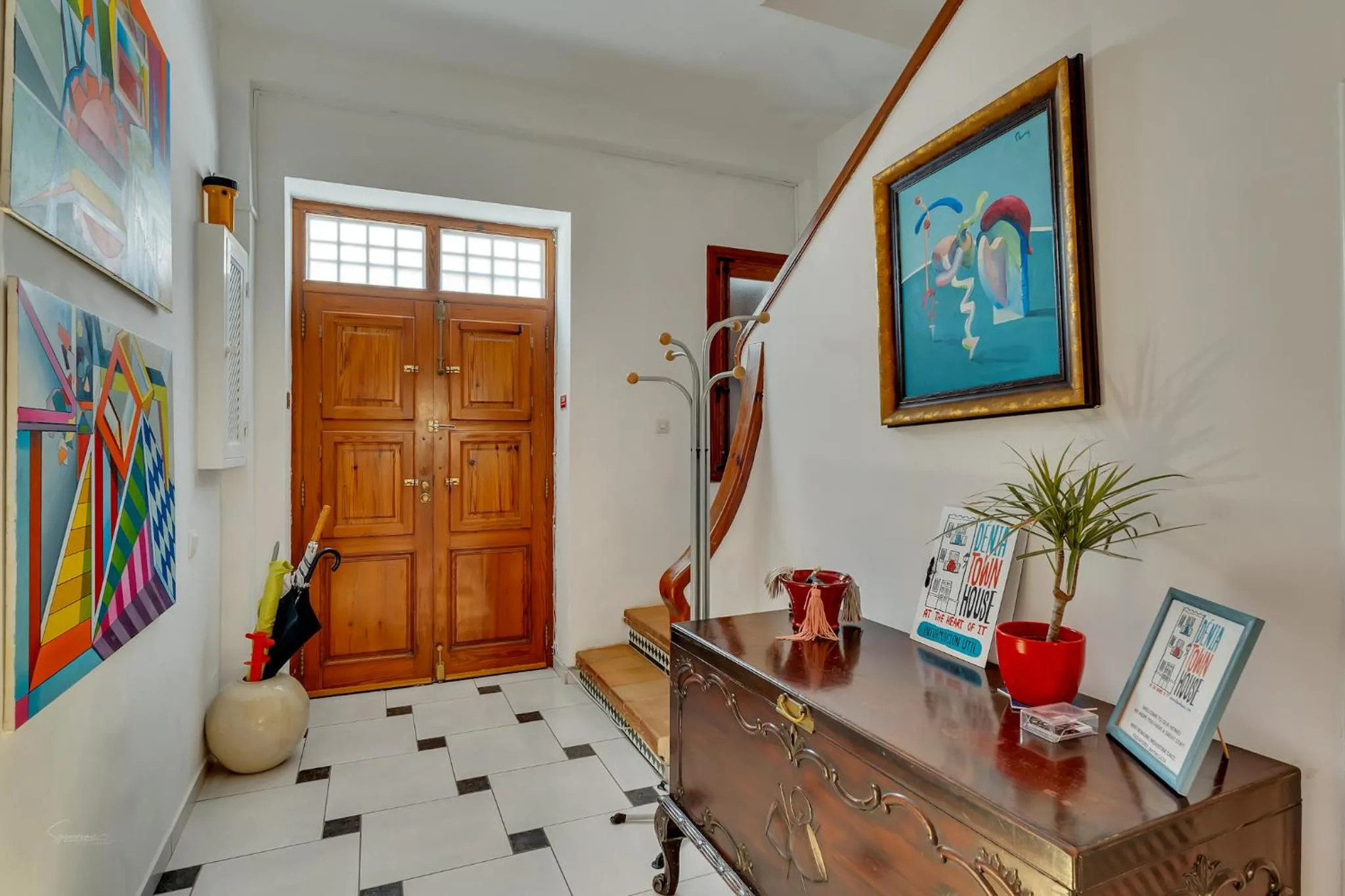 Facade/entrance in Denia Townhouse