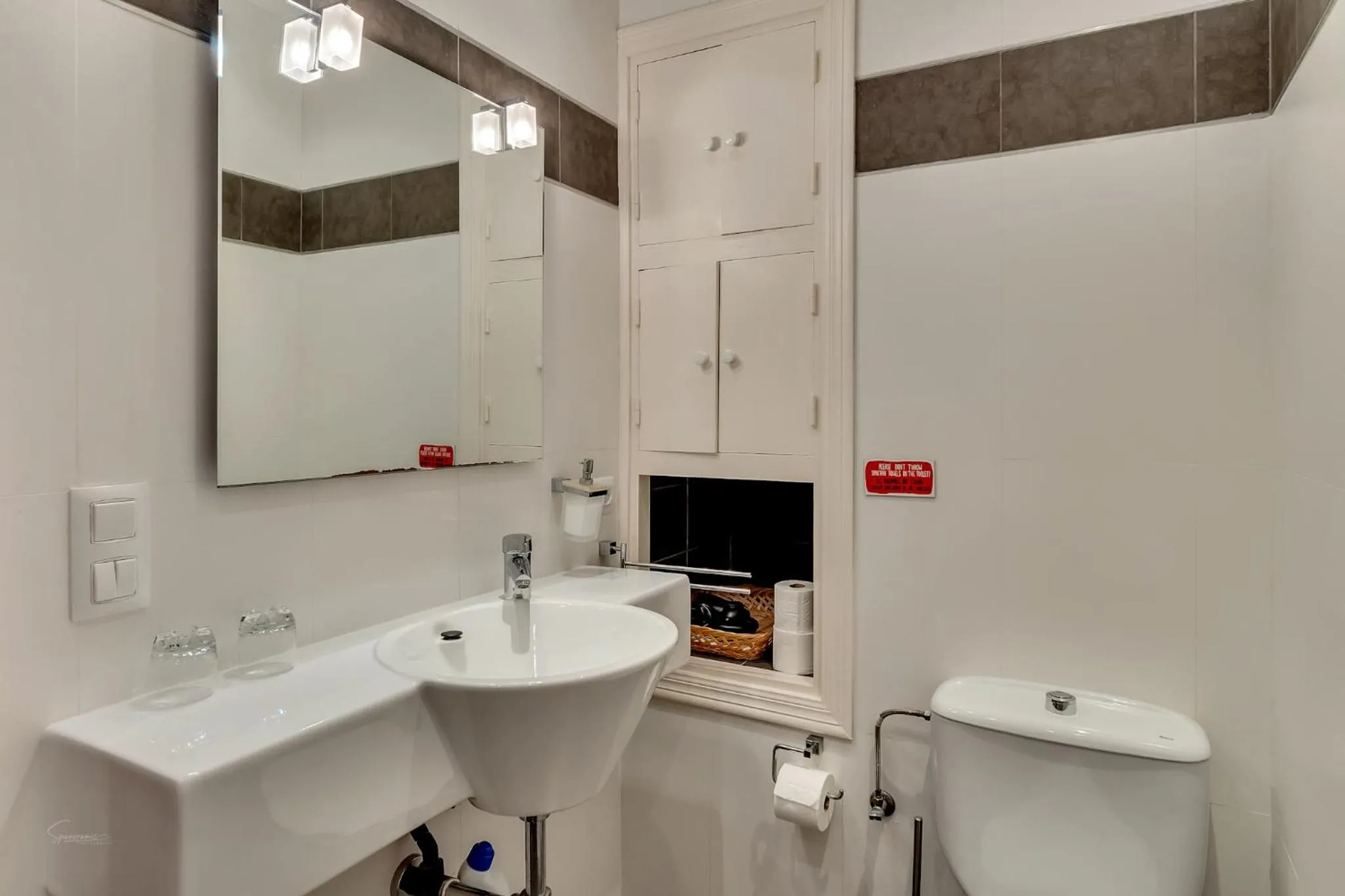 Bathroom in Denia Townhouse