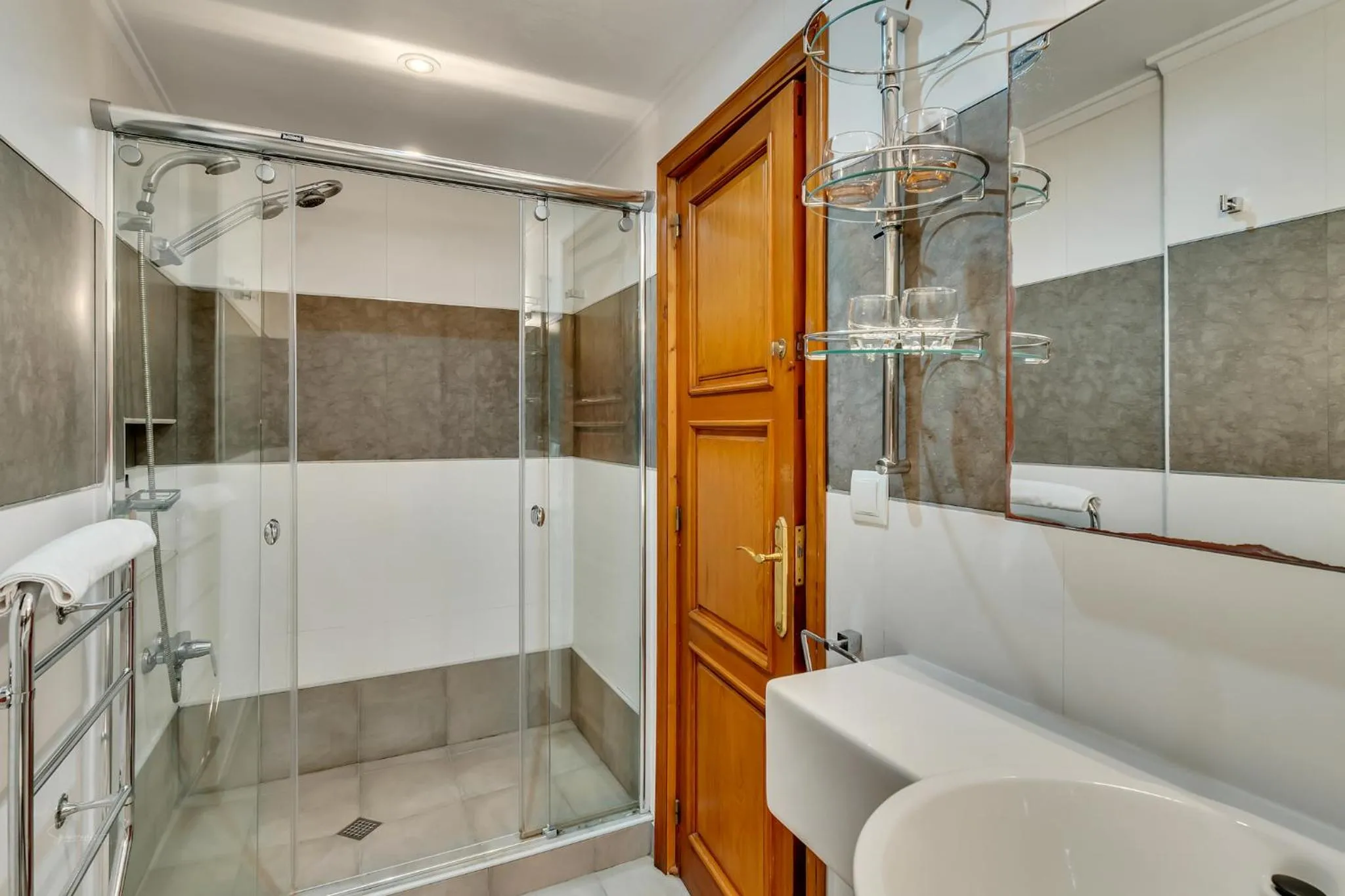 Shower in Denia Townhouse