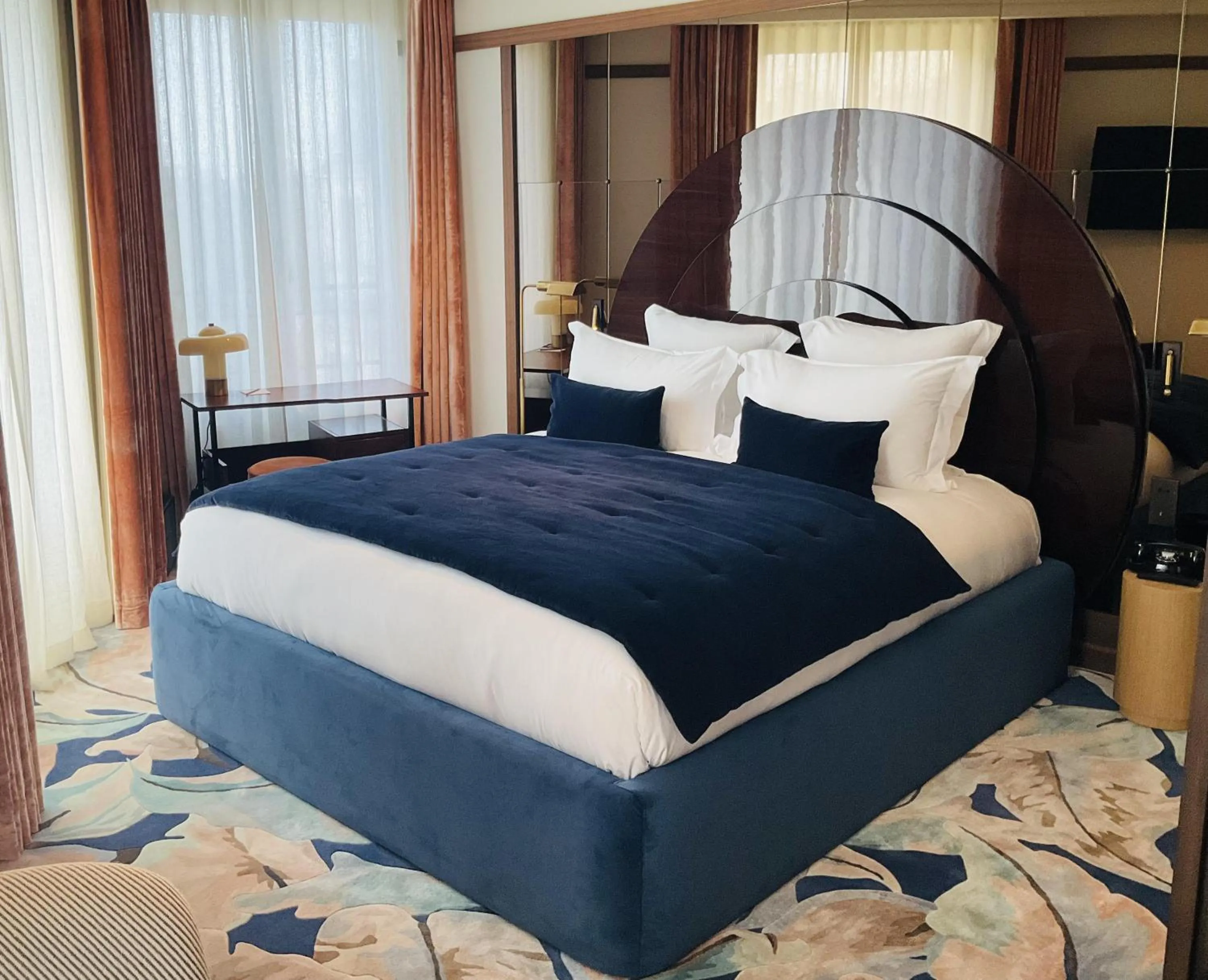 Photo of the whole room, Bed in Hotel Florida Paris