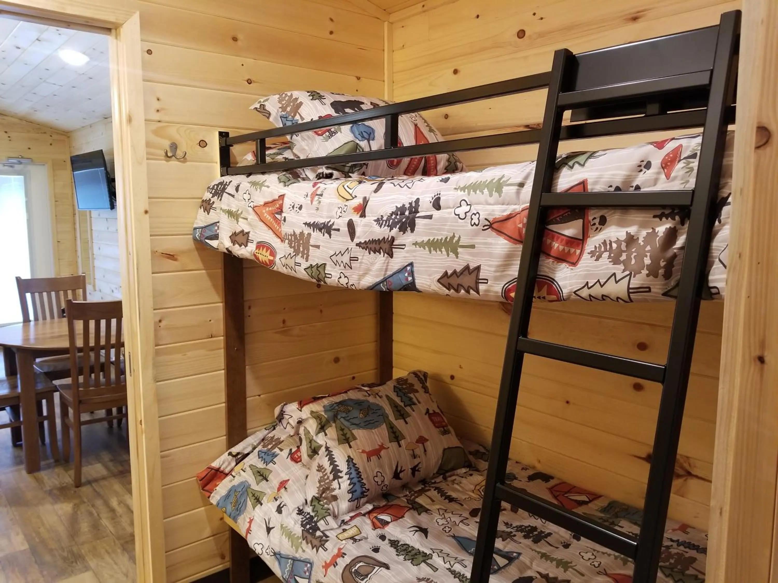 bunk bed, Bed in Castle Gate RV Park