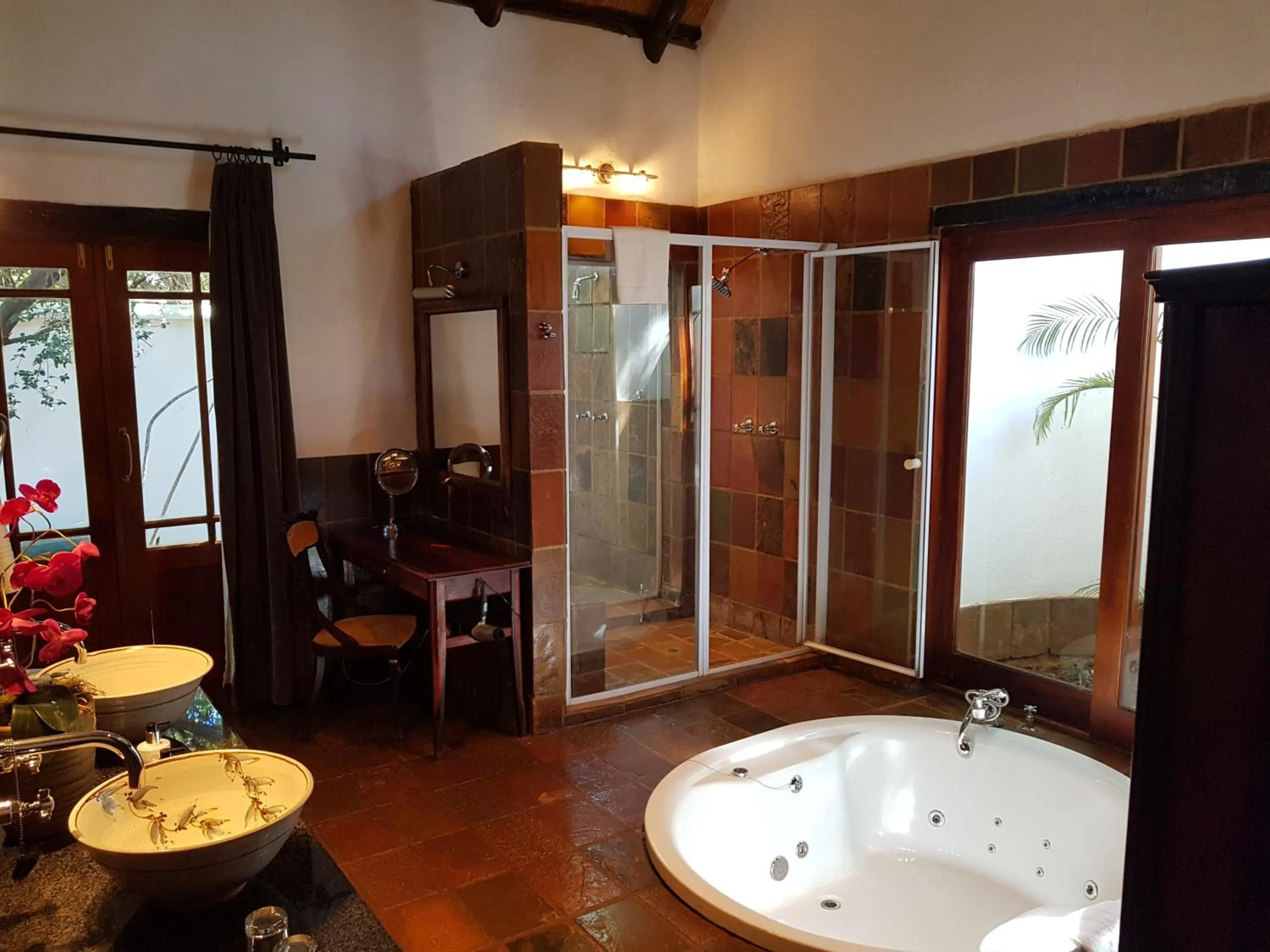Bathroom in Kedar Heritage Lodge, Conference Centre & Spa