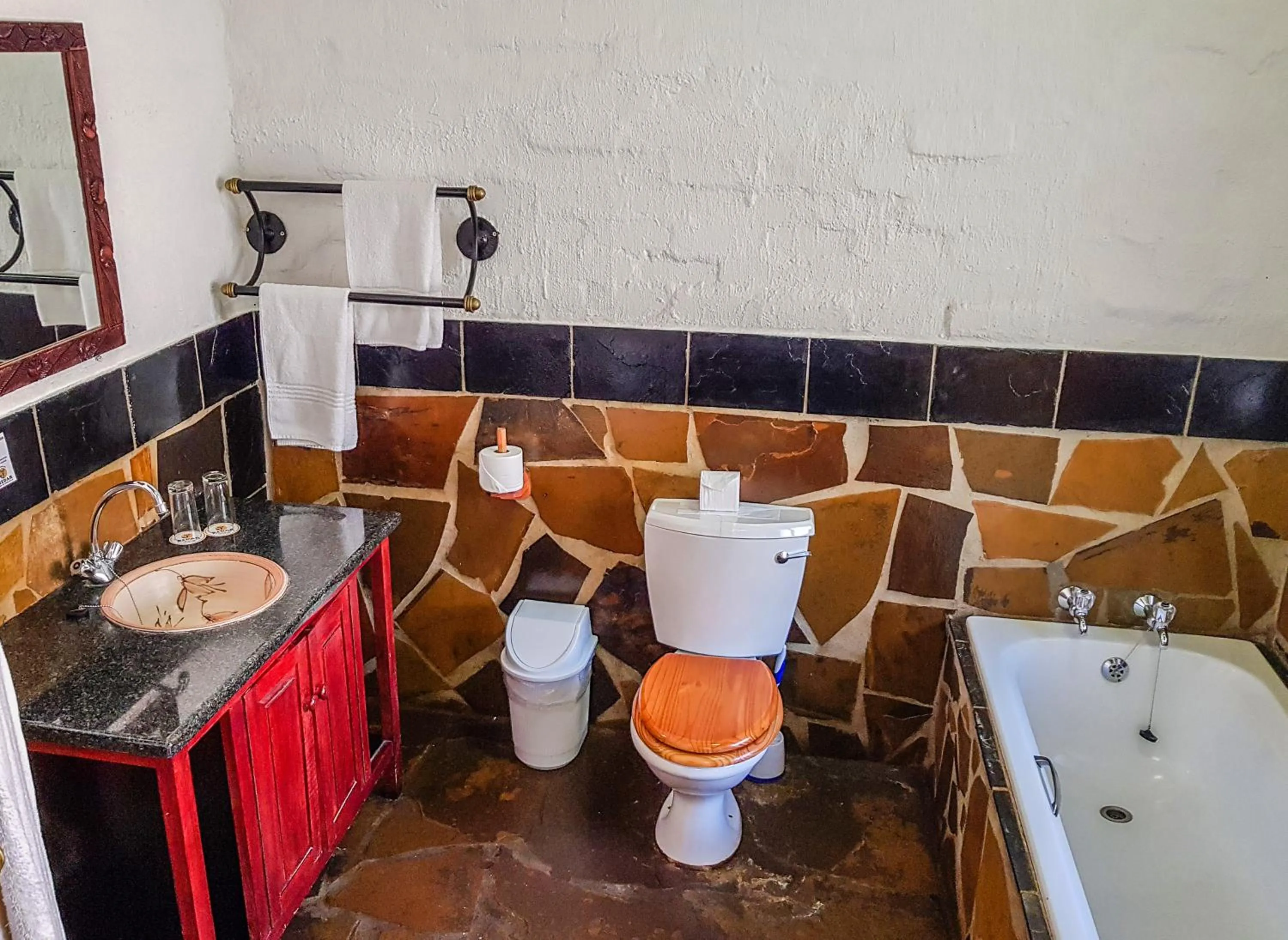 Bathroom in Kedar Heritage Lodge, Conference Centre & Spa