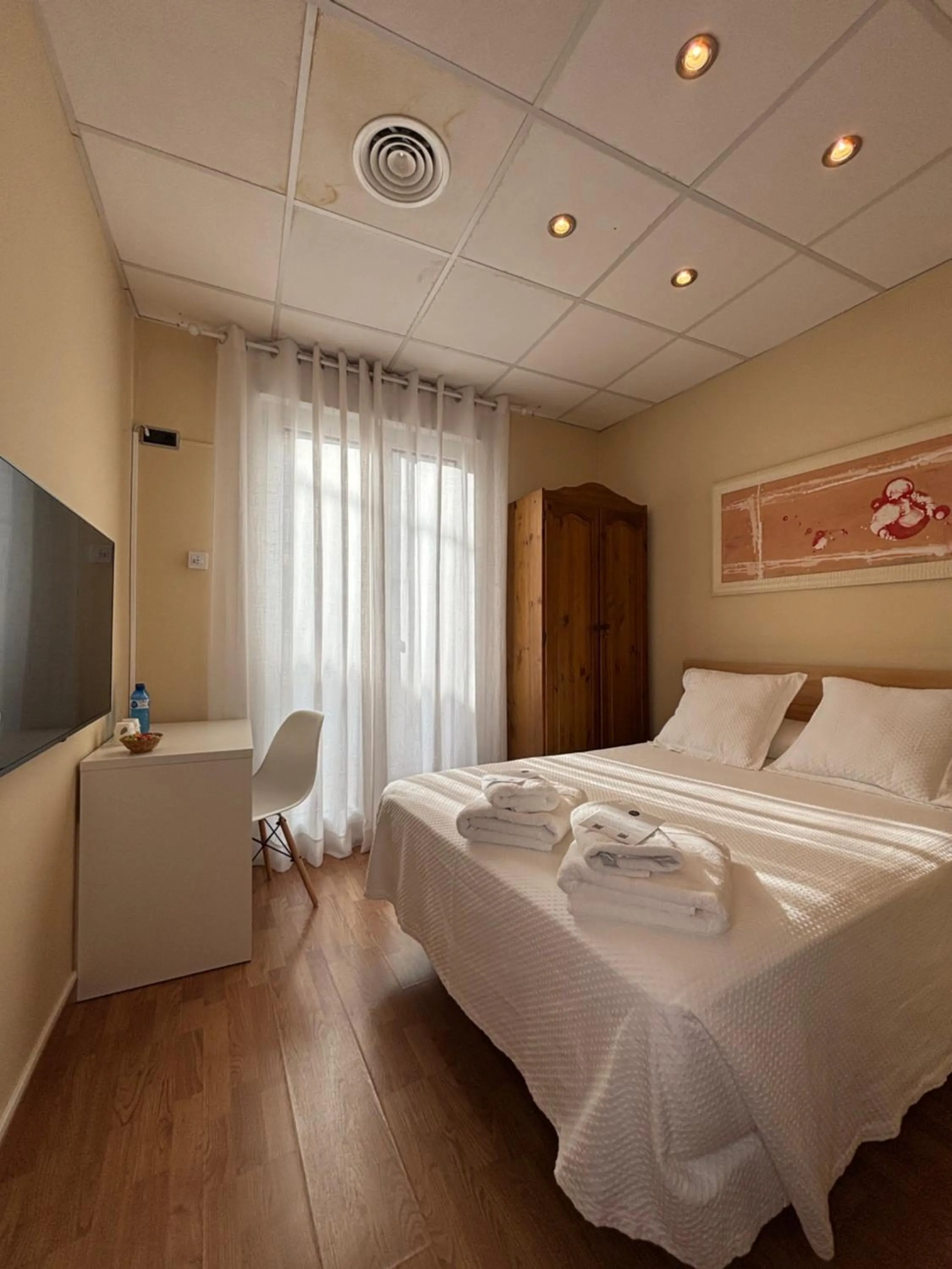 Bed in Hotel Restaurante El Colono