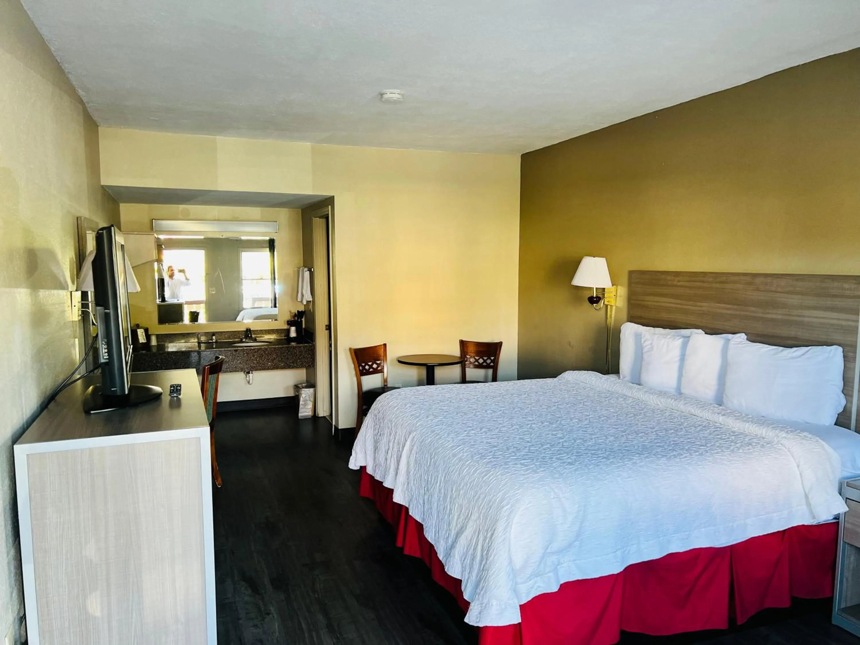 Bed in Alpine Valley Inn