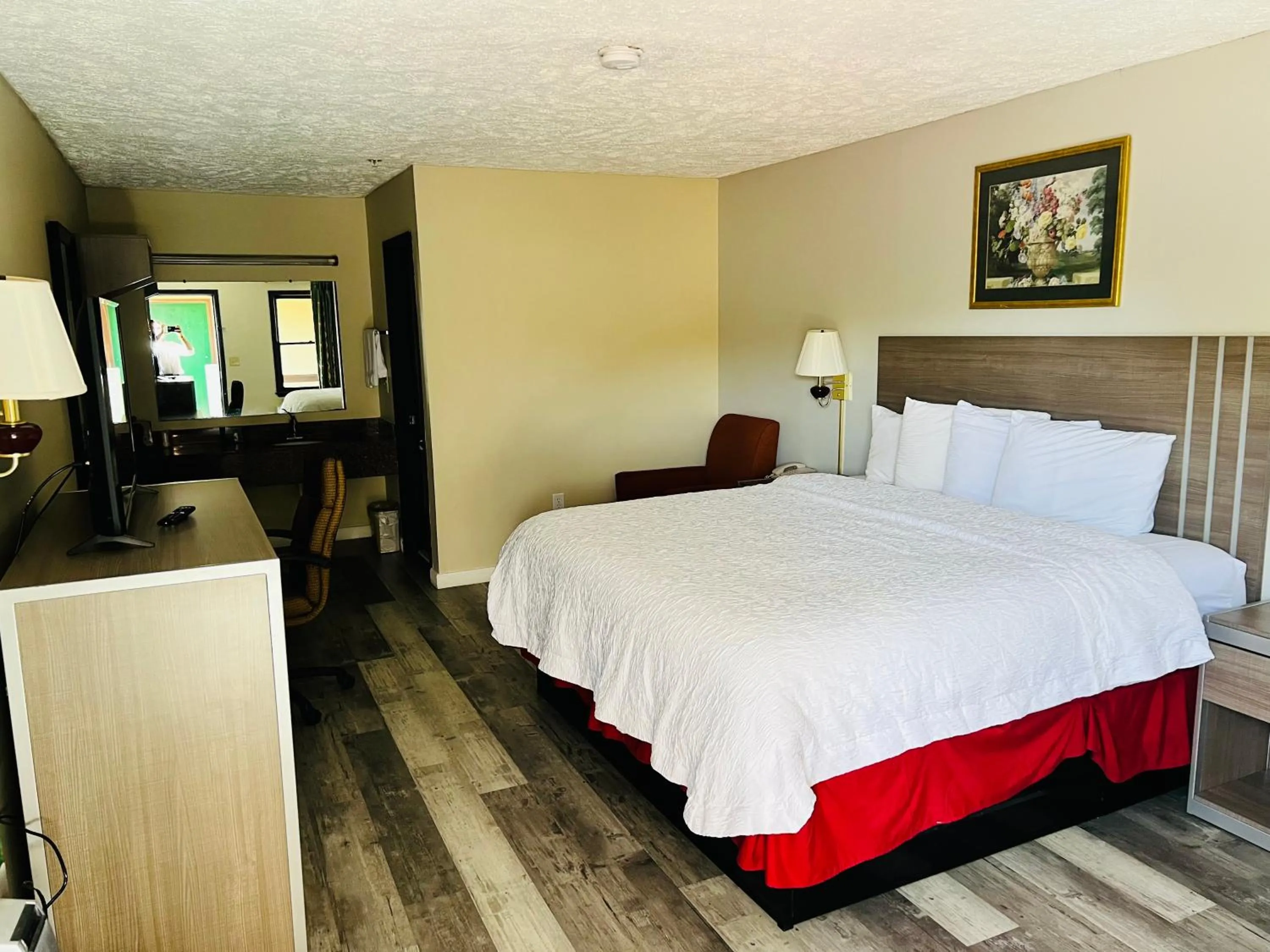 Bed in Alpine Valley Inn