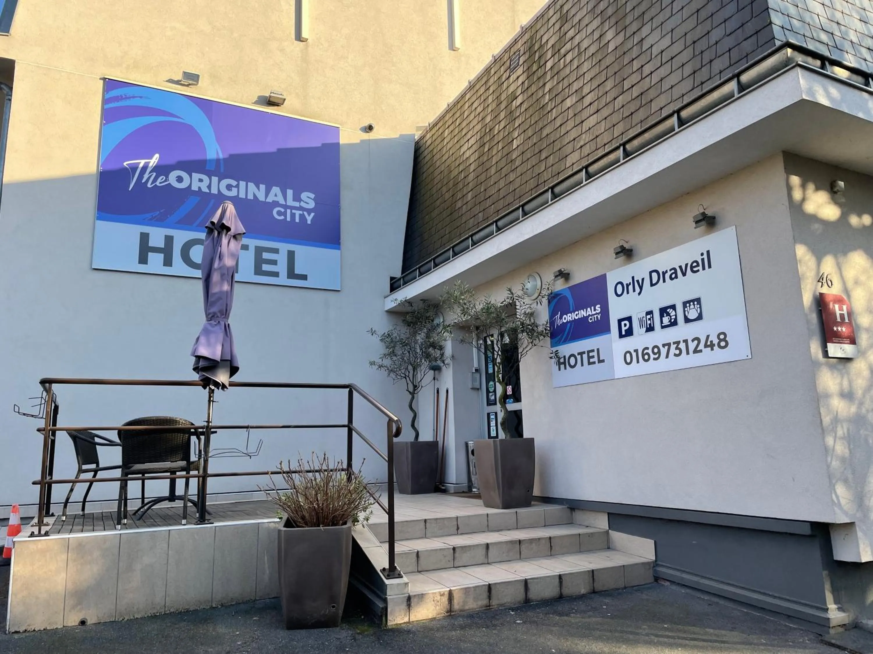 Property building in The Originals City, Hôtel Paris Sud, Orly-Draveil