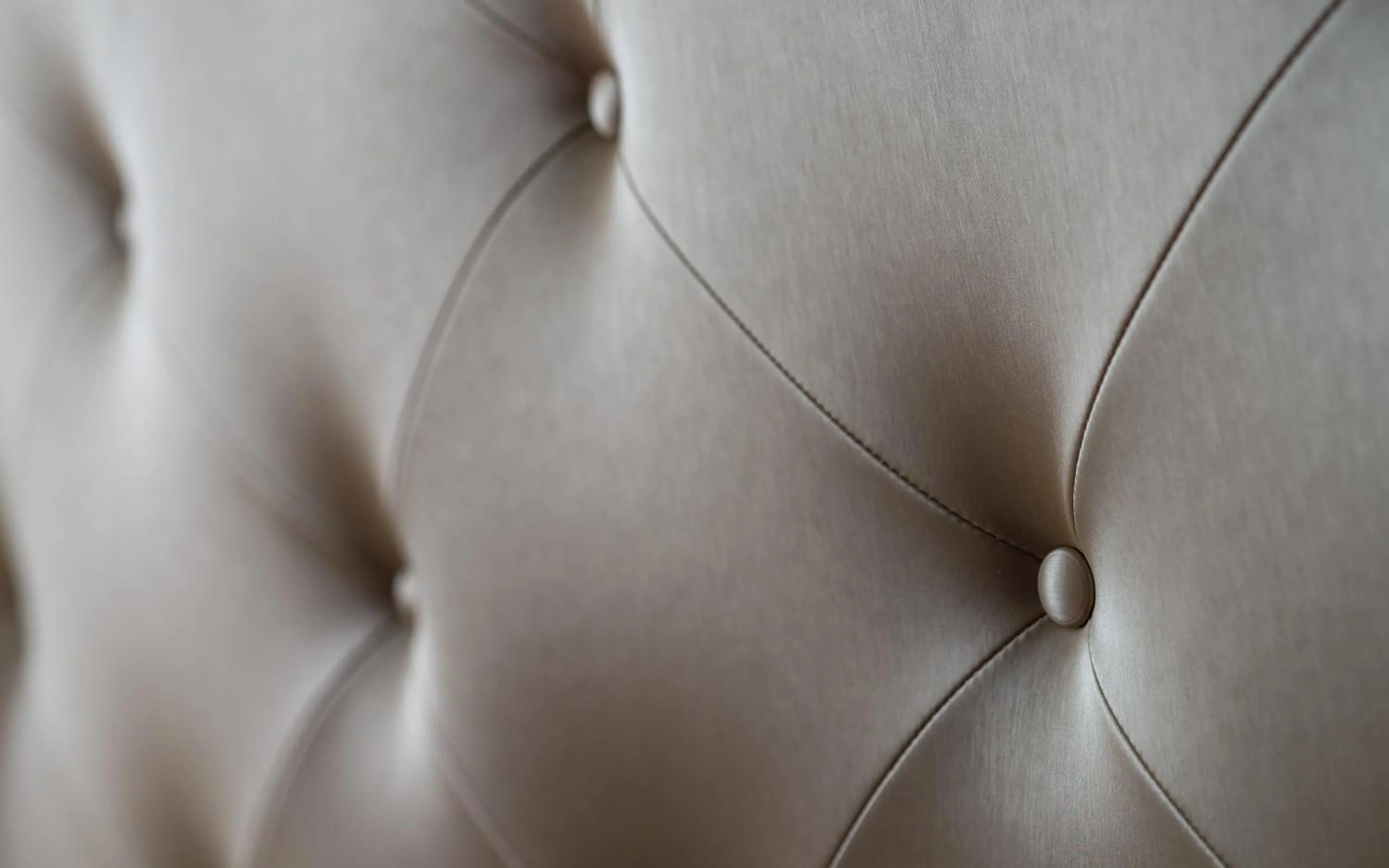 Decorative detail in Eiffel Kennedy