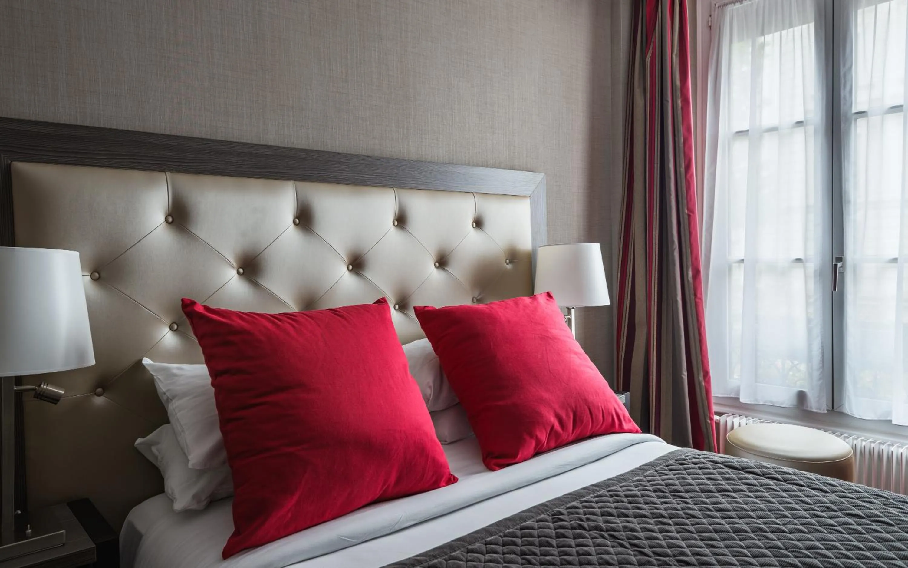 Bed in Eiffel Kennedy