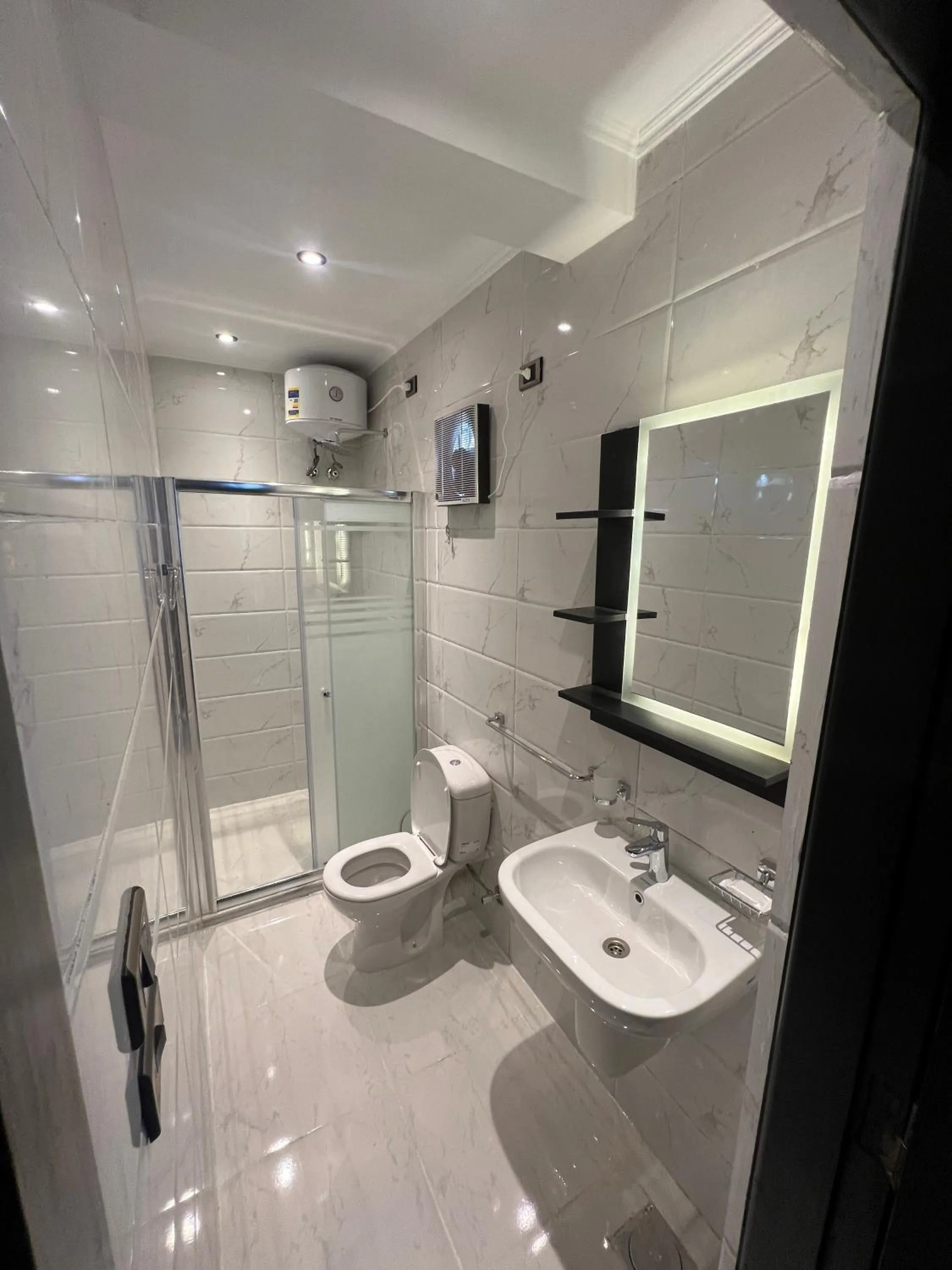 Deluxe Triple Room in Helio Cairo Hotel