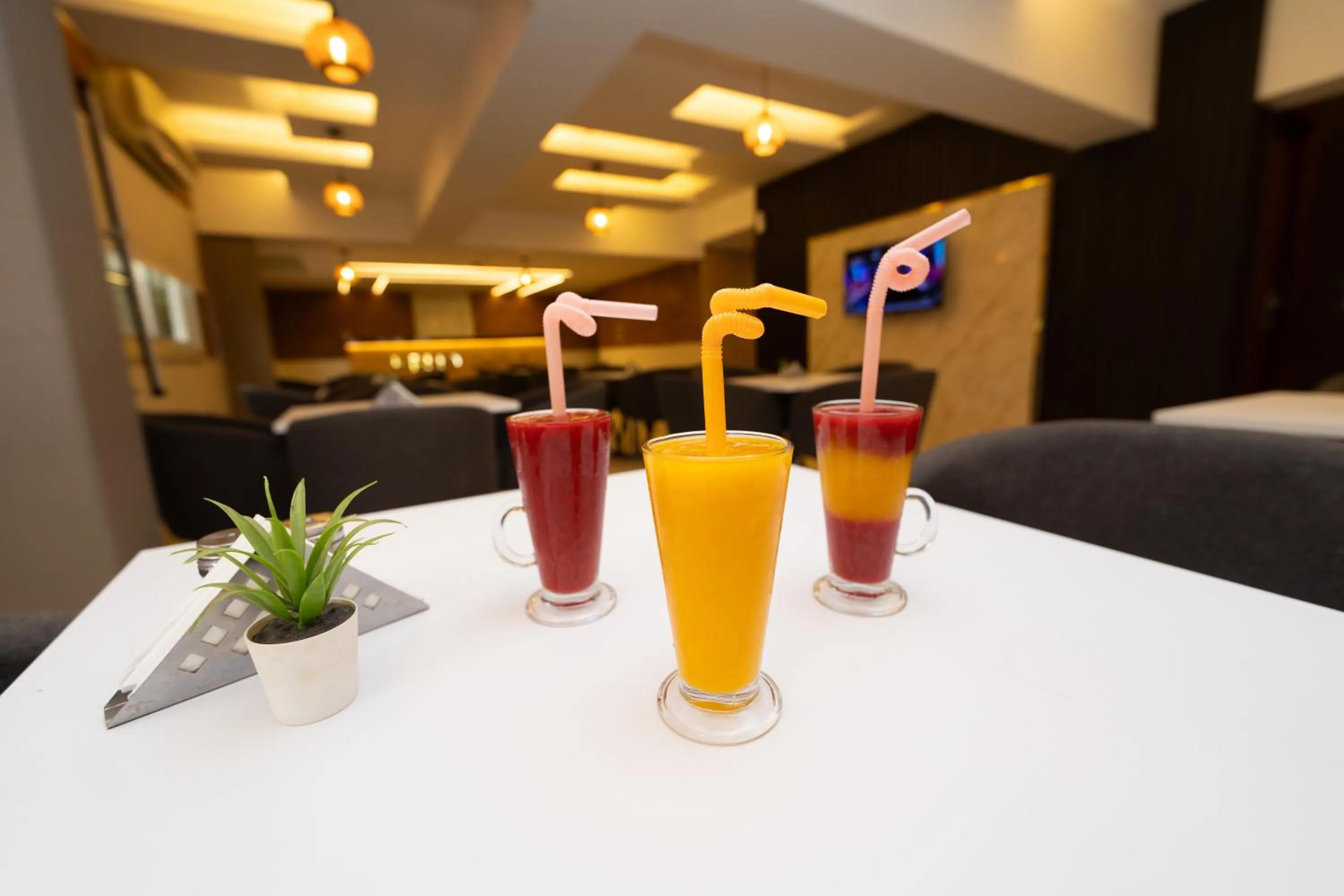 Restaurant/places to eat in Helio Cairo Hotel