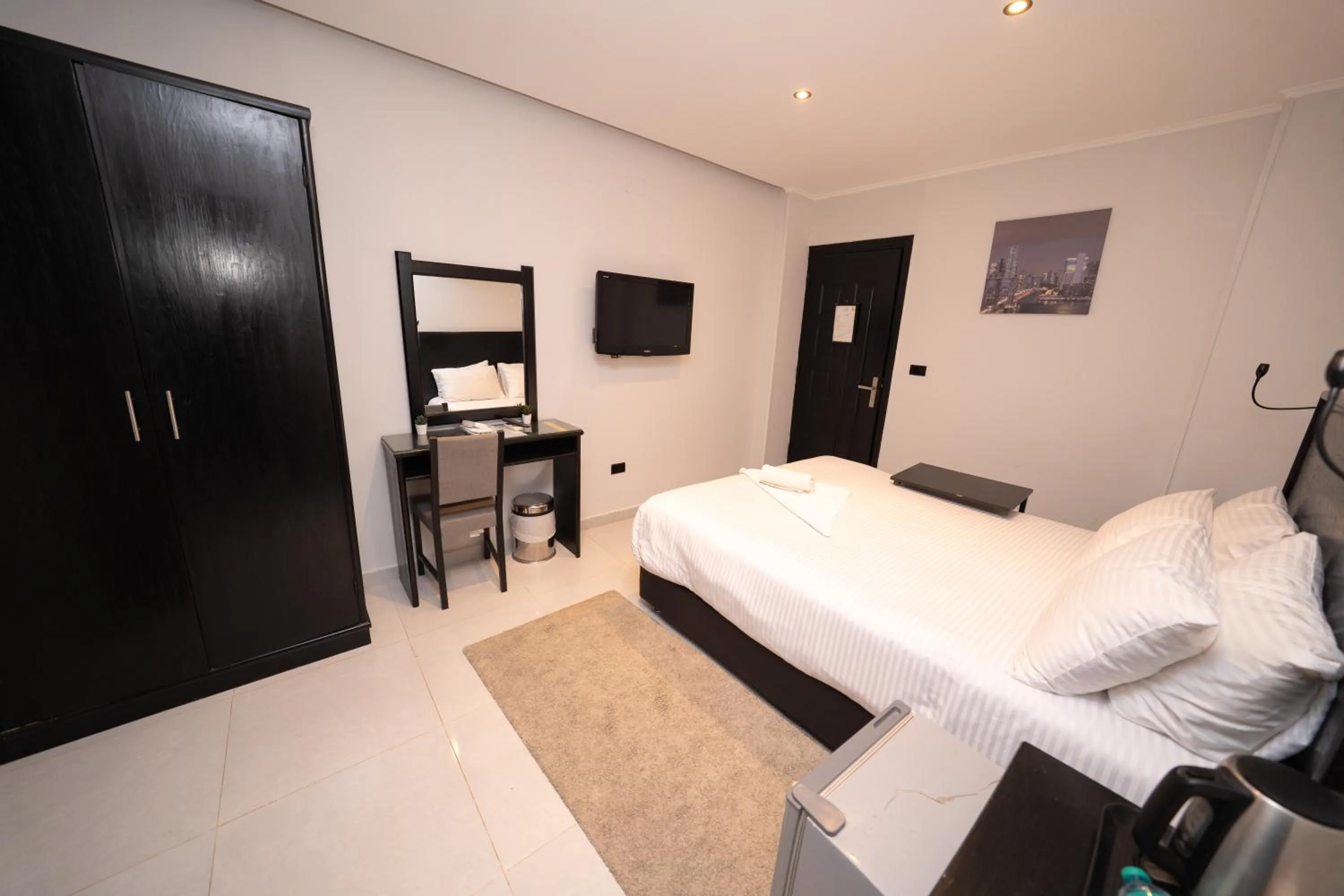 Bedroom, Bed in Helio Cairo Hotel