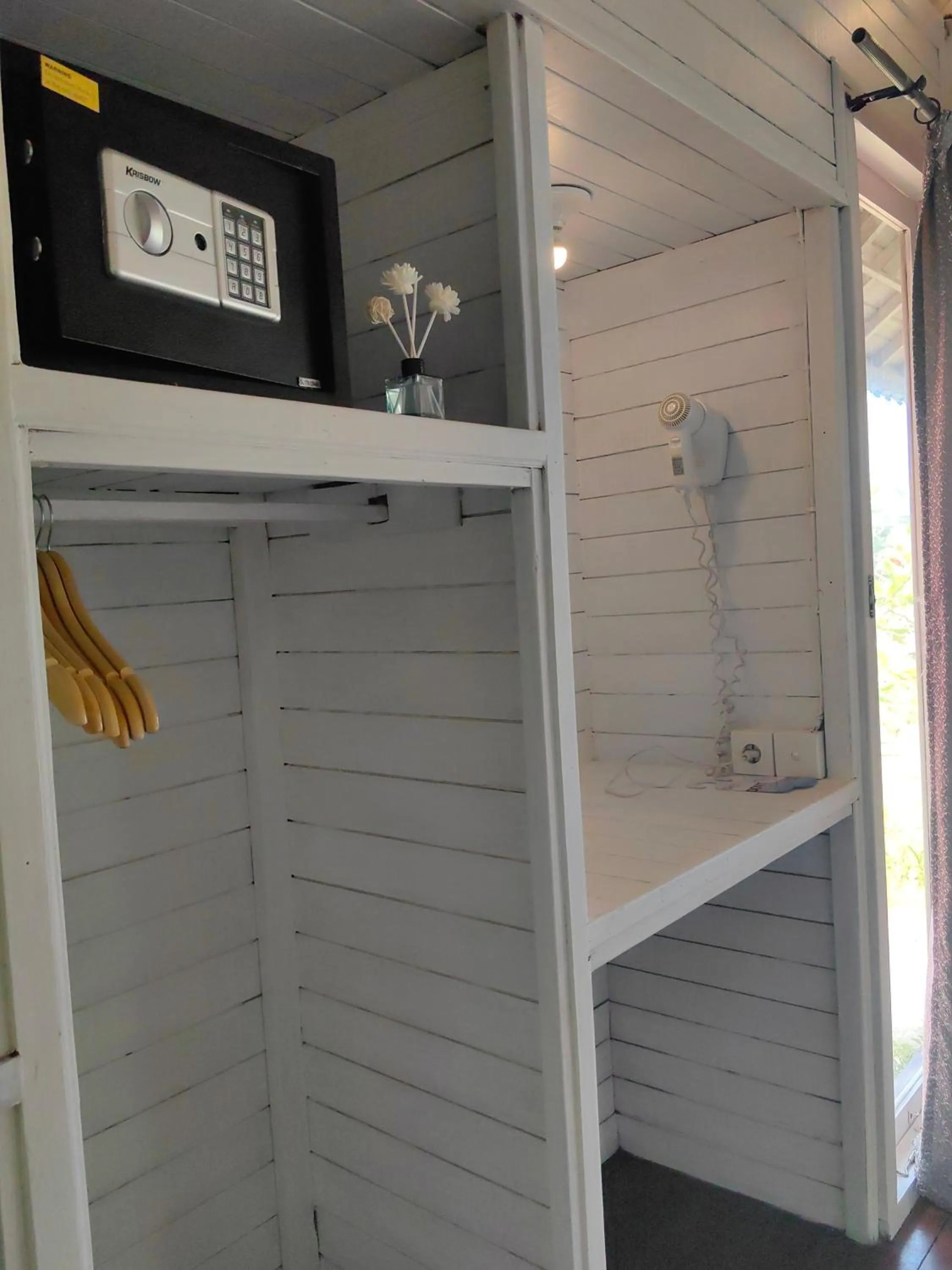 Property building in The Dafish Ceningan