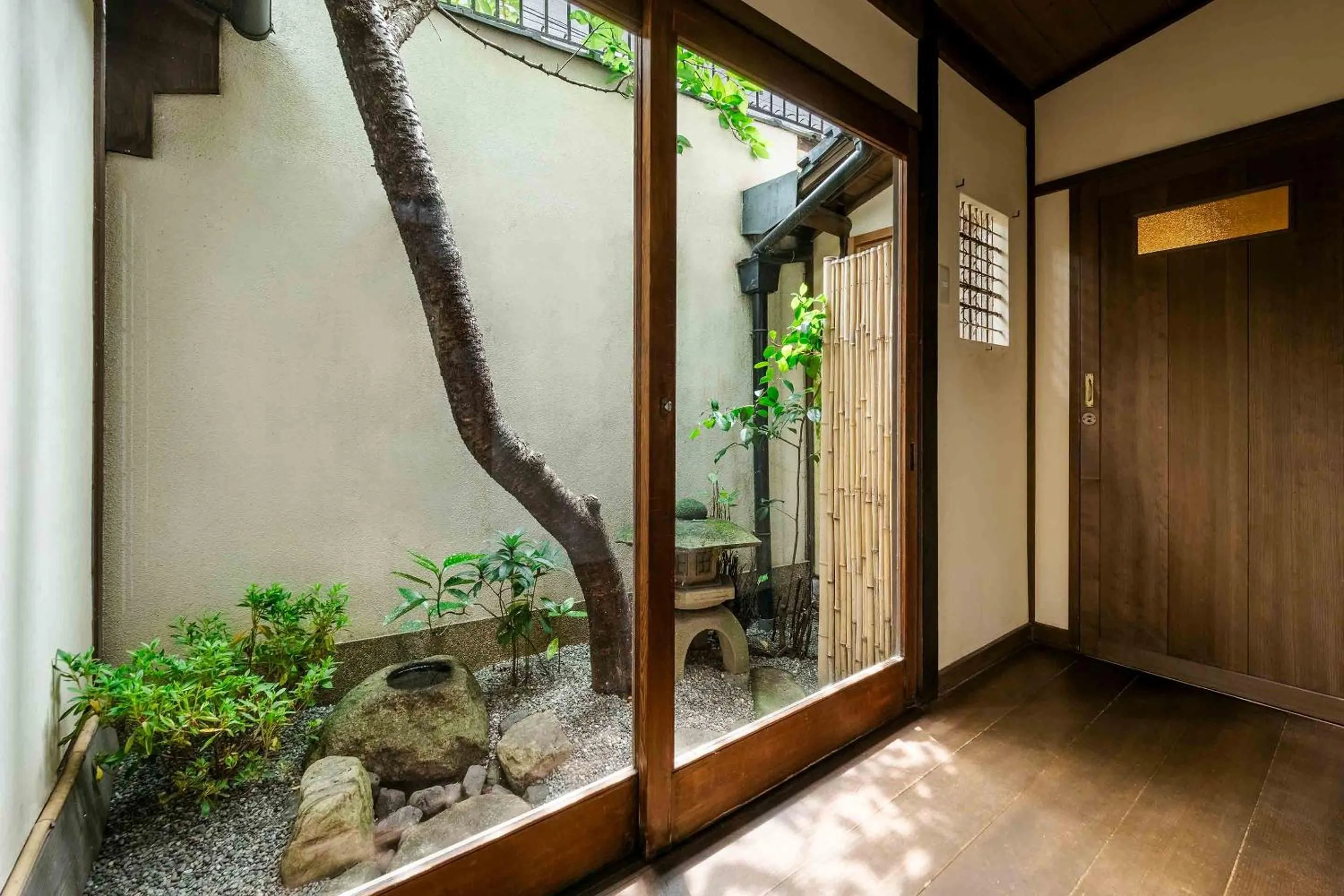 Garden view in Gion Koyu an Machiya House