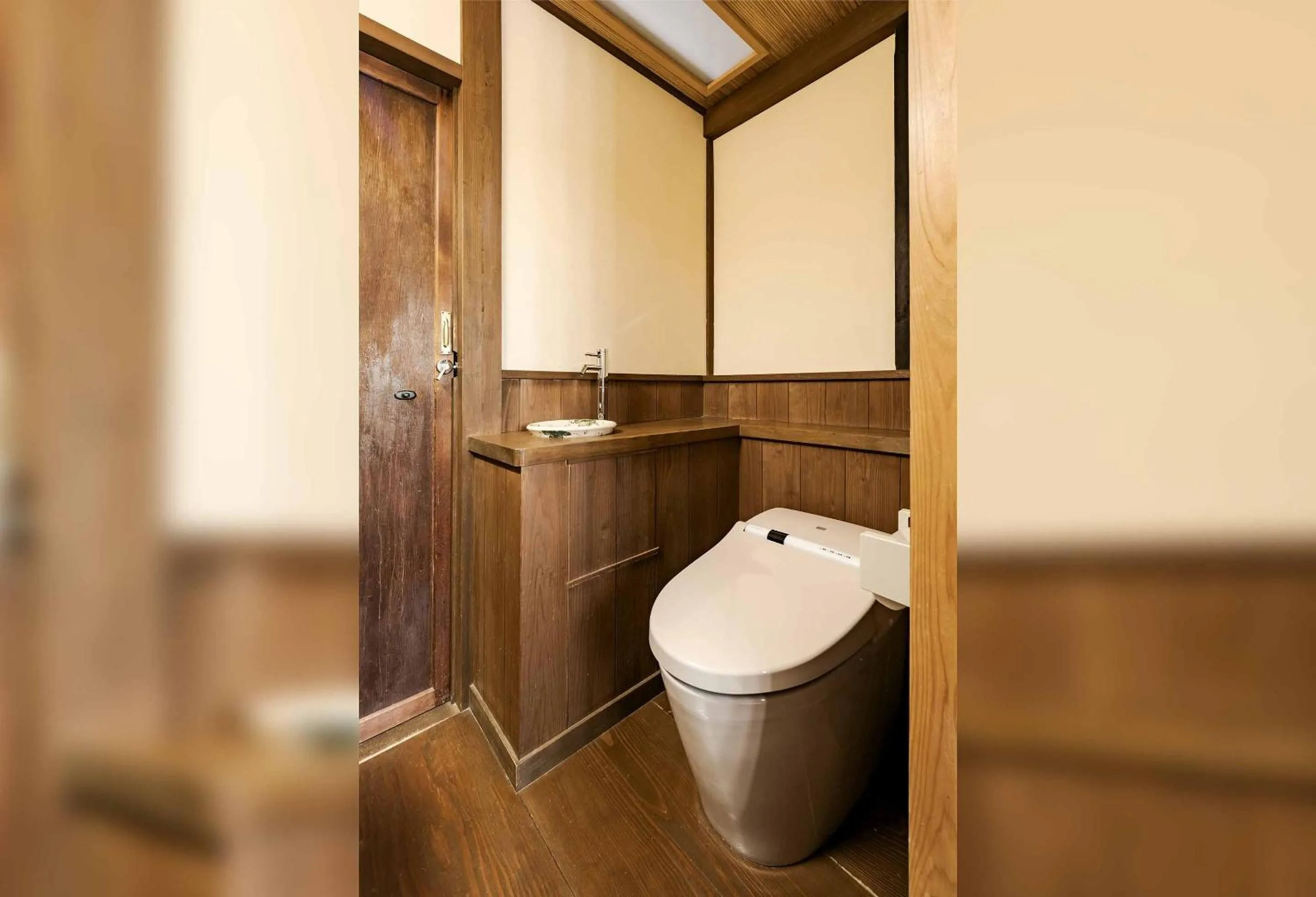 Bathroom in Gion Koyu an Machiya House