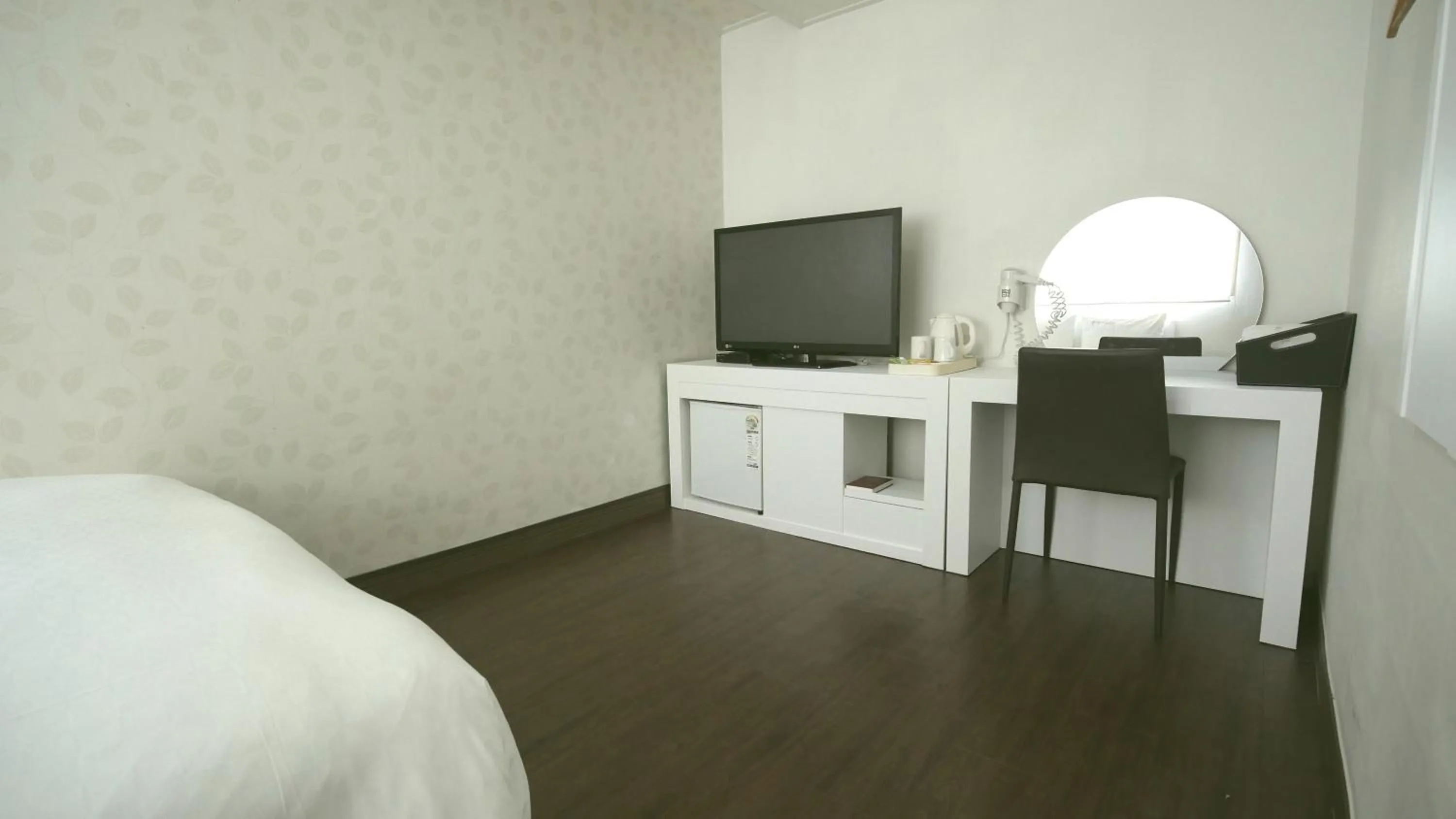 Decorative detail, Bed in Residence Mumum Hotel