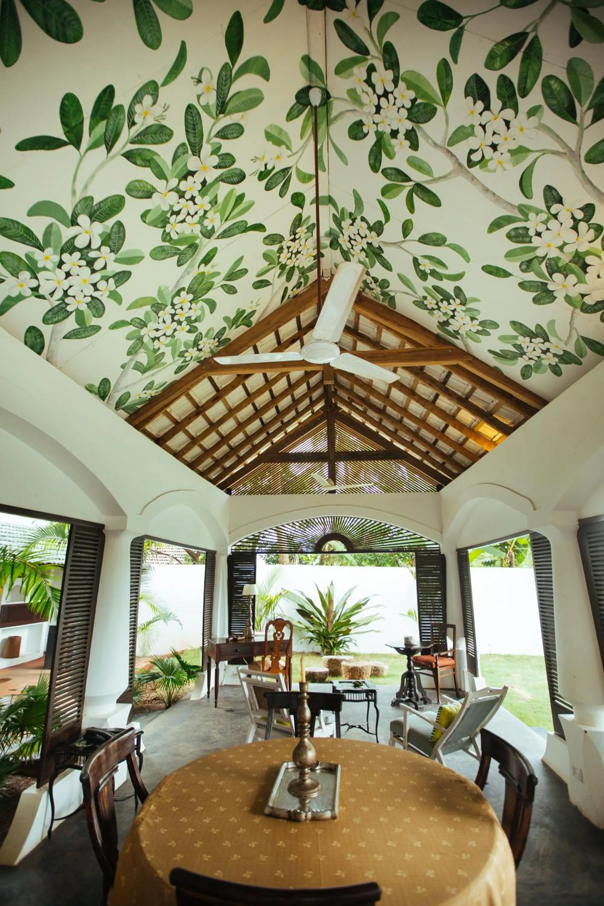 Restaurant/places to eat in Casa Britona