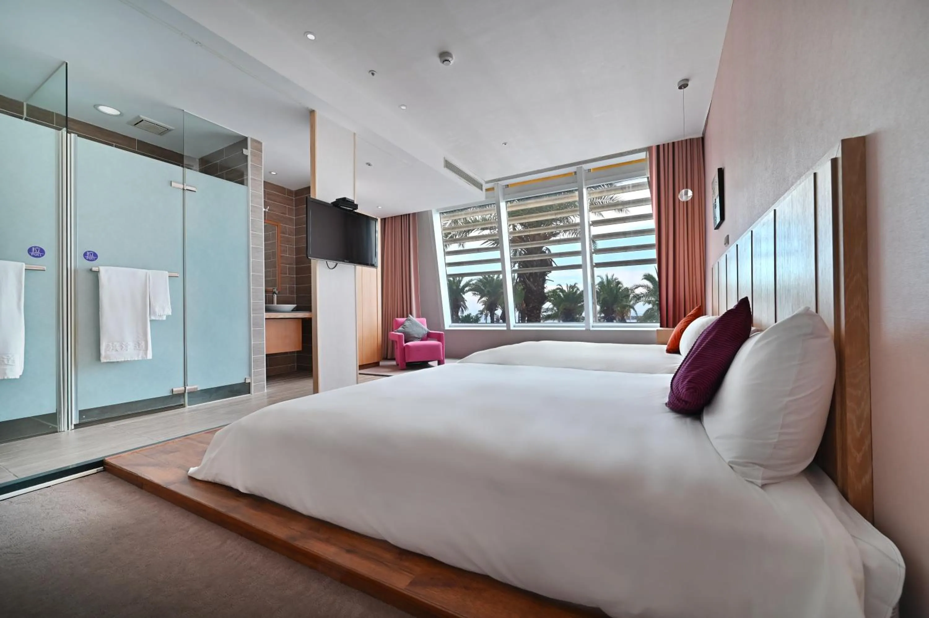 Bed in In Young Hotel