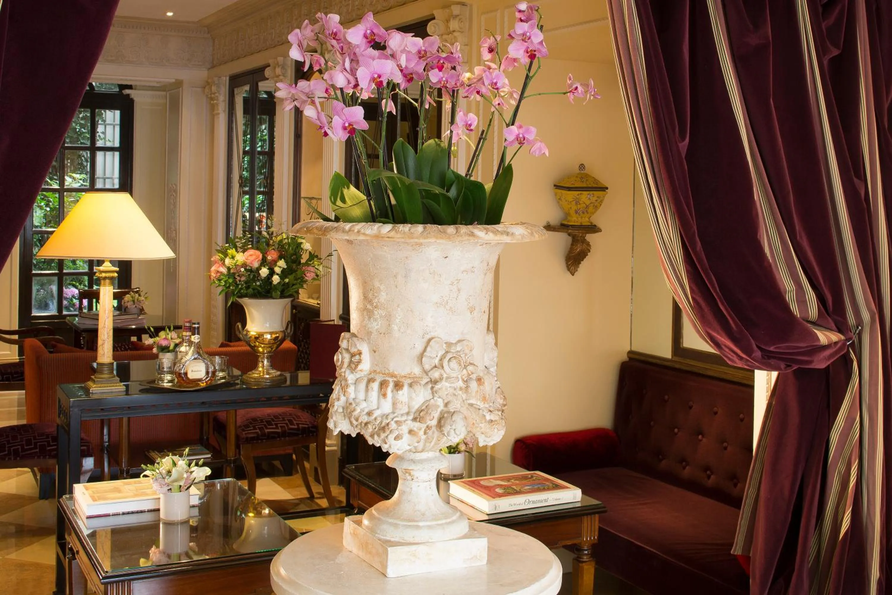 Decorative detail in Hôtel des Grands Hommes