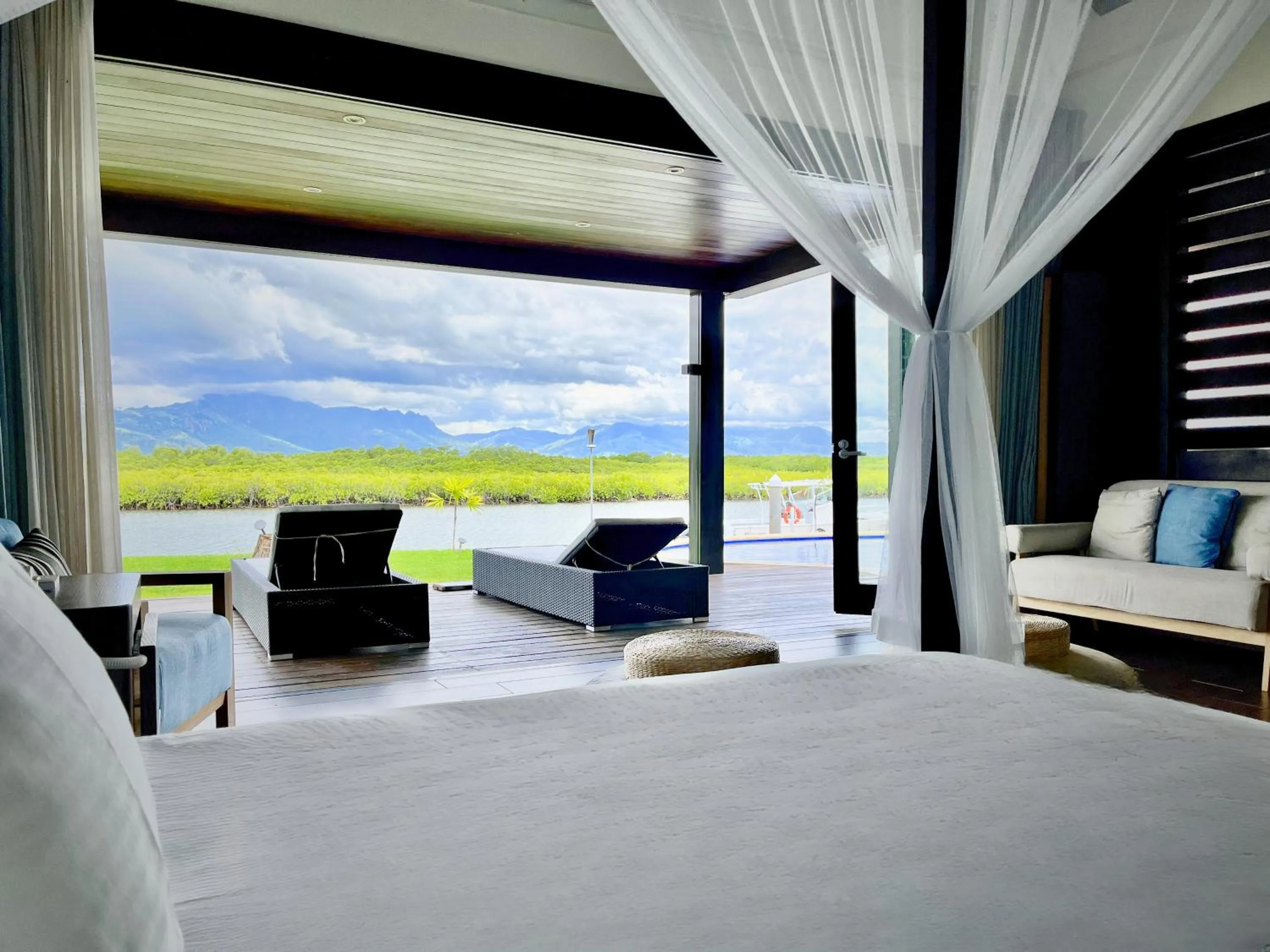 Natural landscape, Bed in Naisoso Island Villas - Fiji