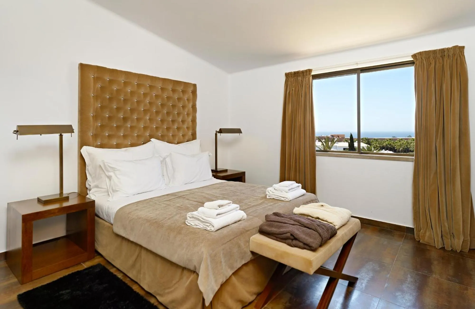 Bedroom, Bed in Sao Rafael Holidays