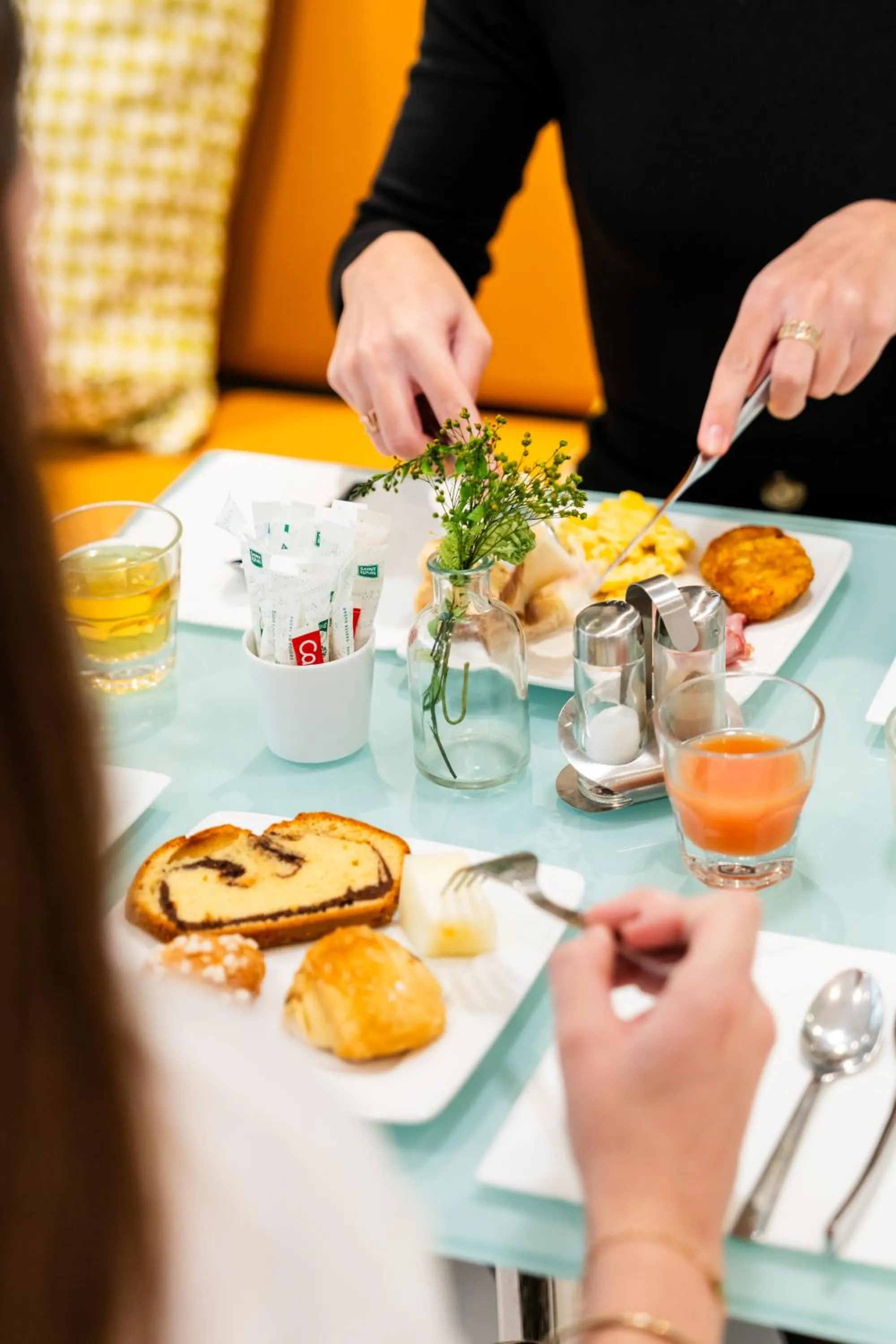 Breakfast in Le 7 Eiffel Hotel by Malone