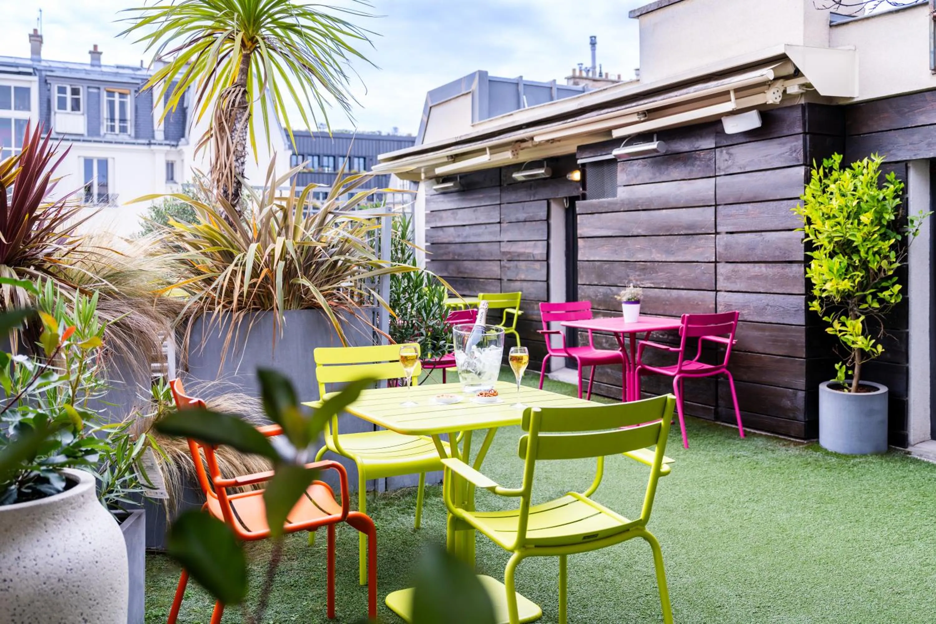 Garden view in Le 7 Eiffel Hotel by Malone