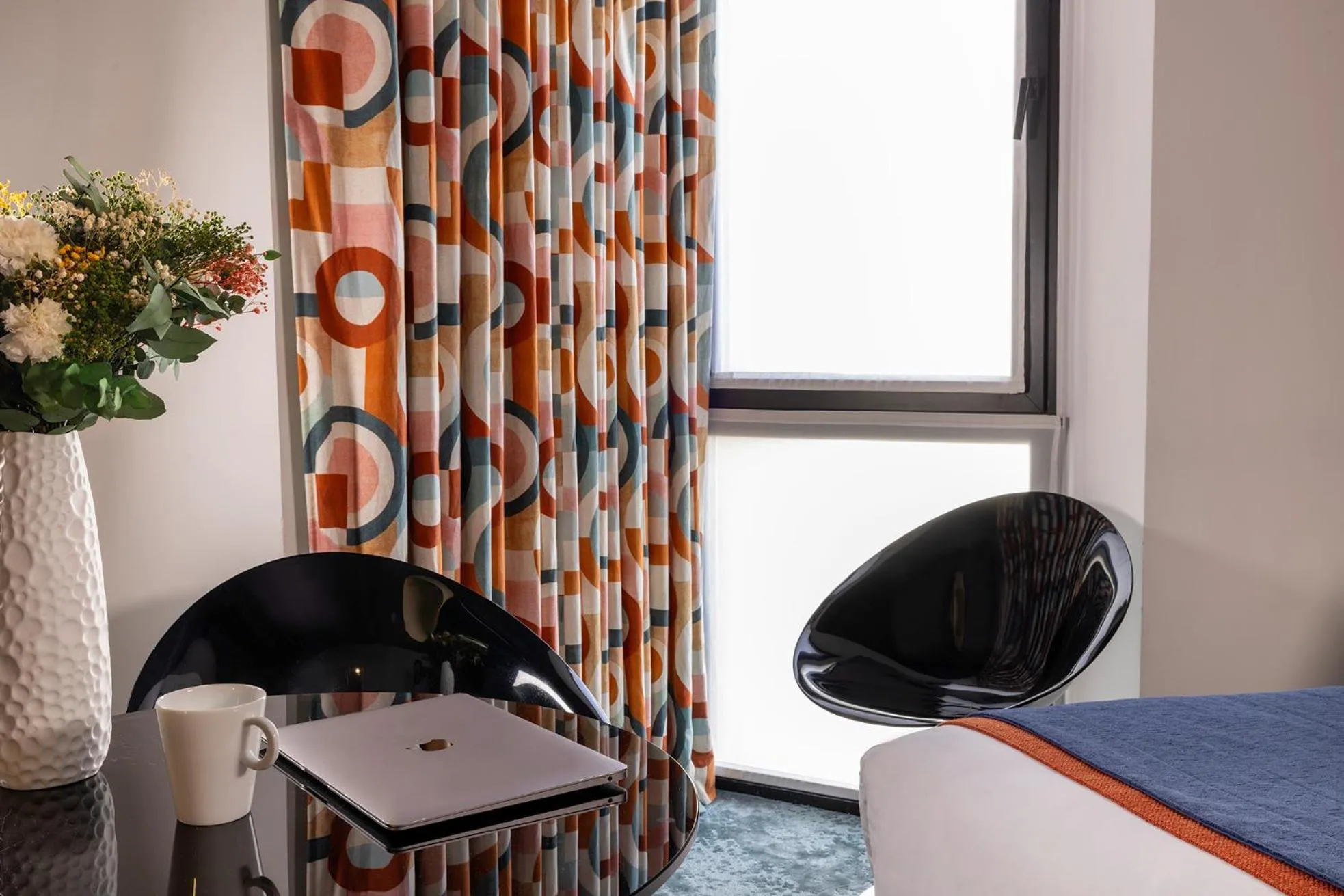 Bedroom, Bed in Le 7 Eiffel Hotel by Malone