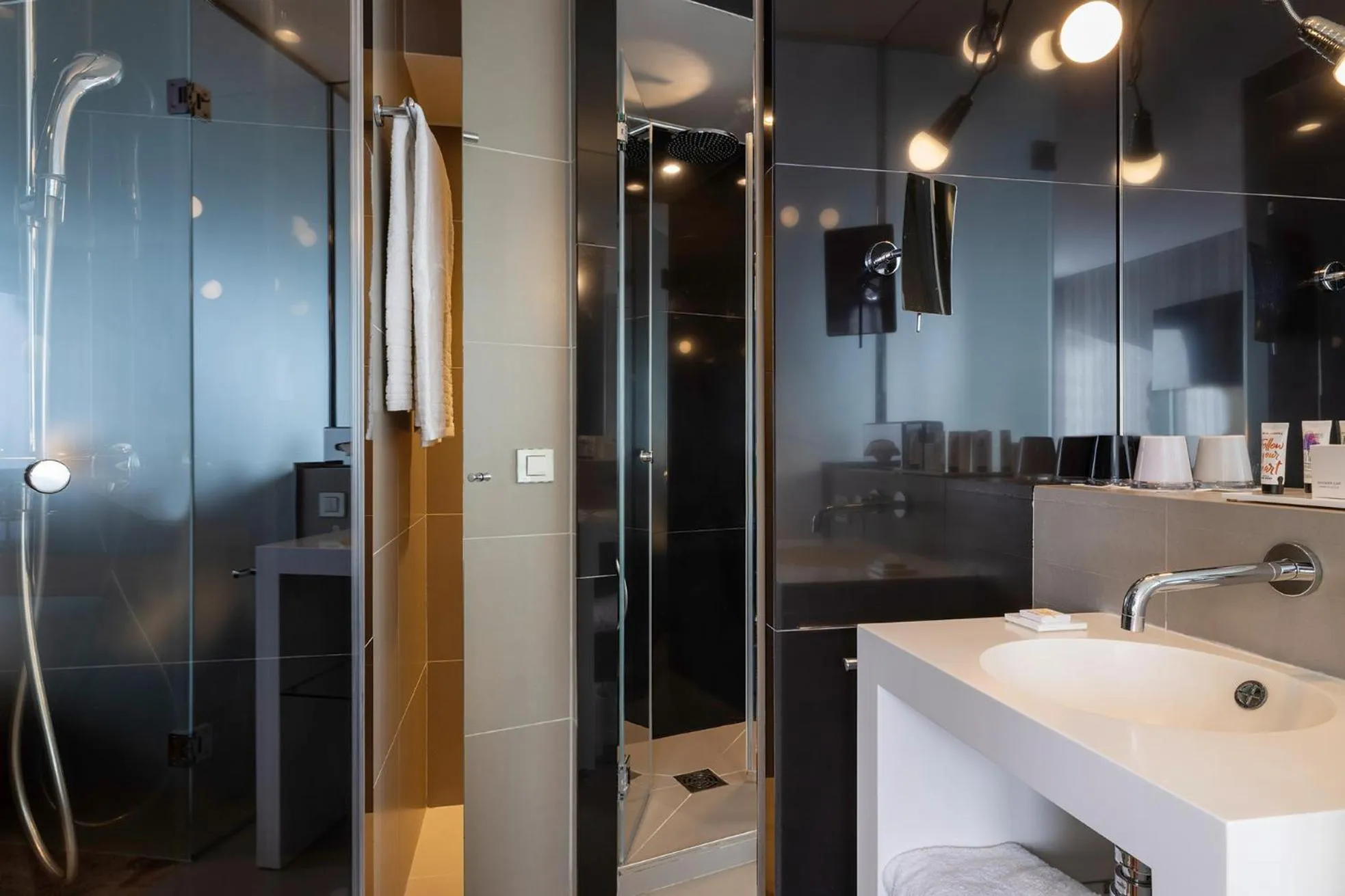 Bathroom in Le 7 Eiffel Hotel by Malone