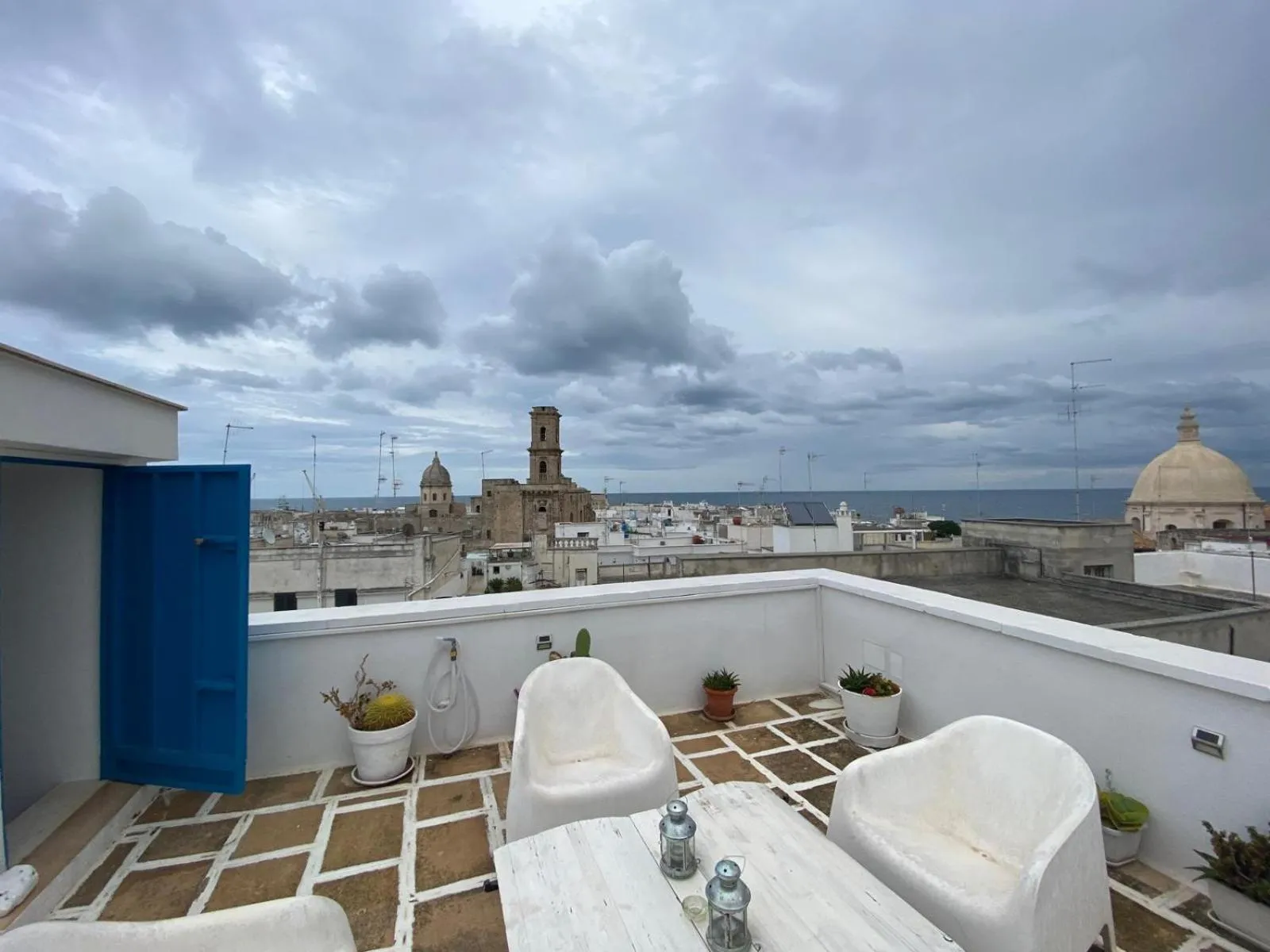 Balcony/Terrace in La Torre e il Mare Rooms by STHEY