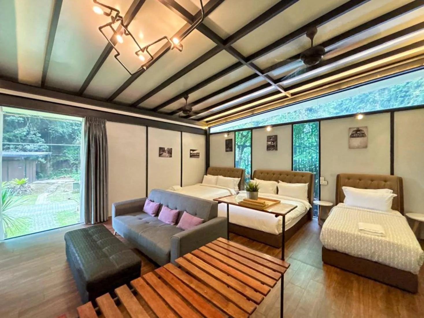 Photo of the whole room, Bed in Xscape Tambun