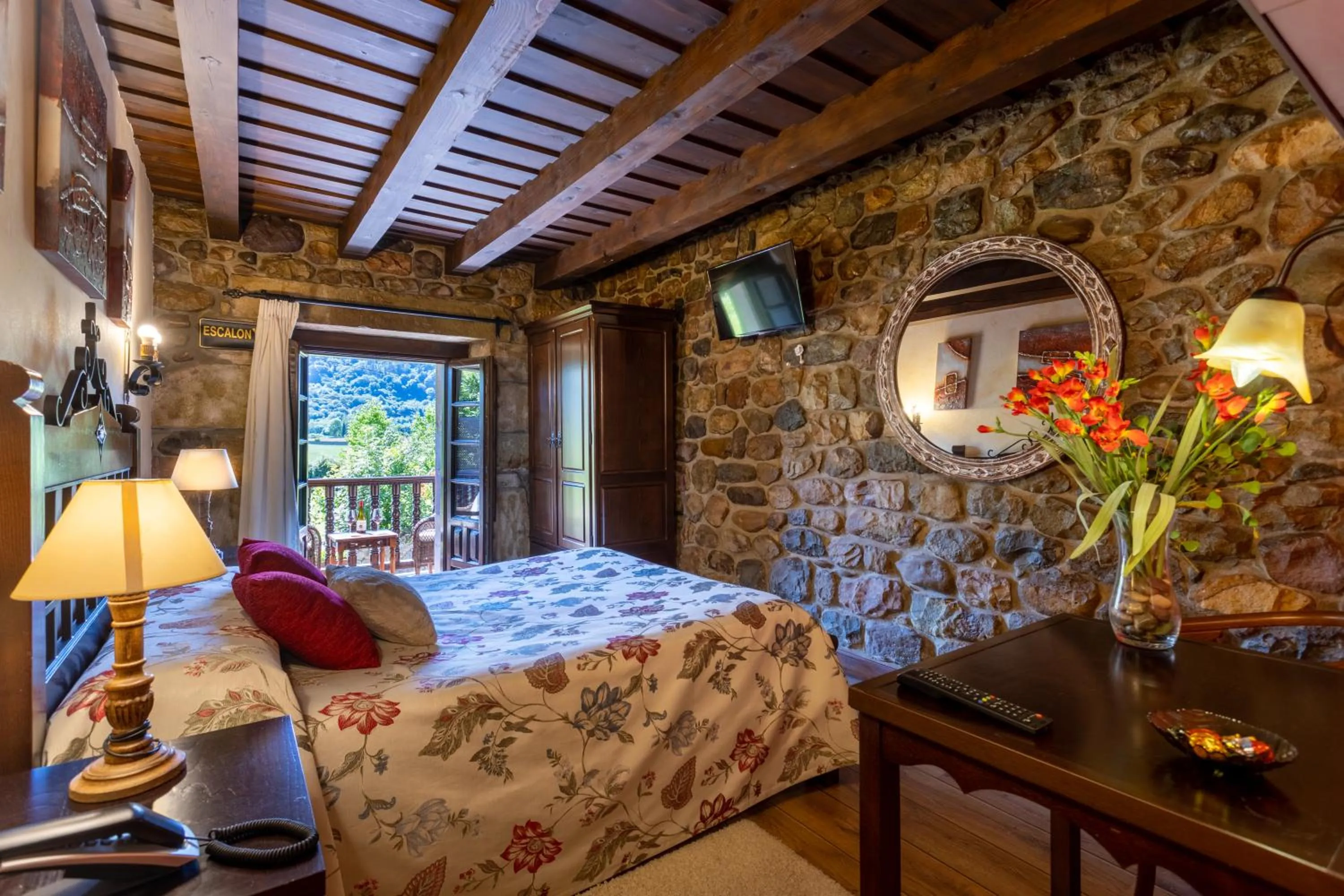 Bed in Hotel Spa Casona La Hondonada