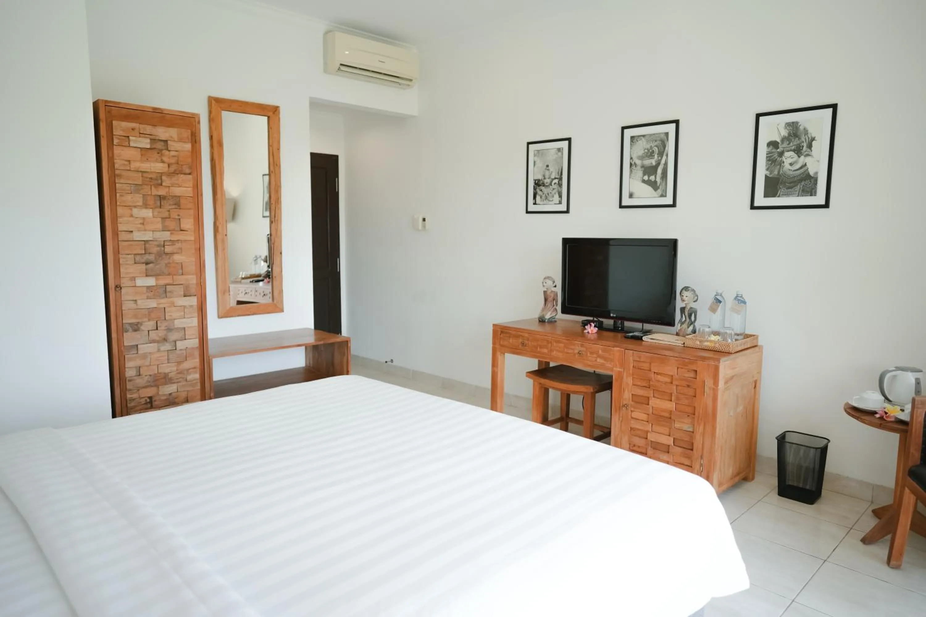 TV and multimedia, Bed in S Resorts Hidden Valley Bali