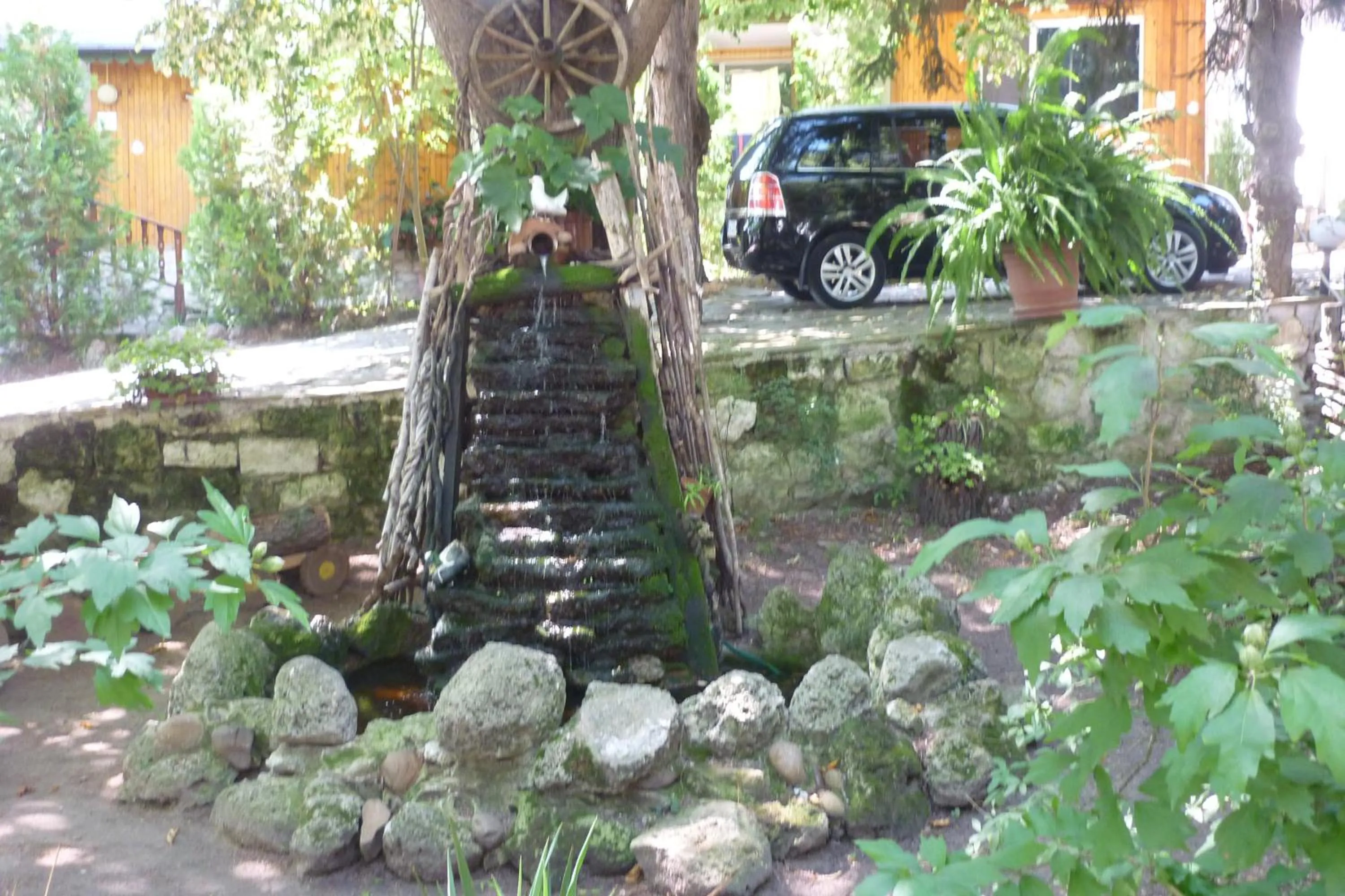 Garden view in Nimpha Bungalows
